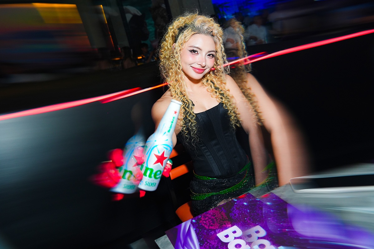 Gioi tre check-in diem den tiec tung moi toanh tai TP.HCM hinh anh