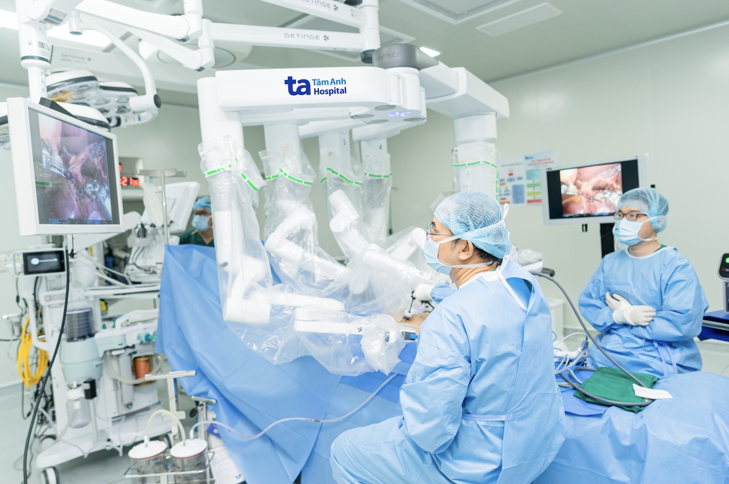 Benh vien Tam Anh anh 2