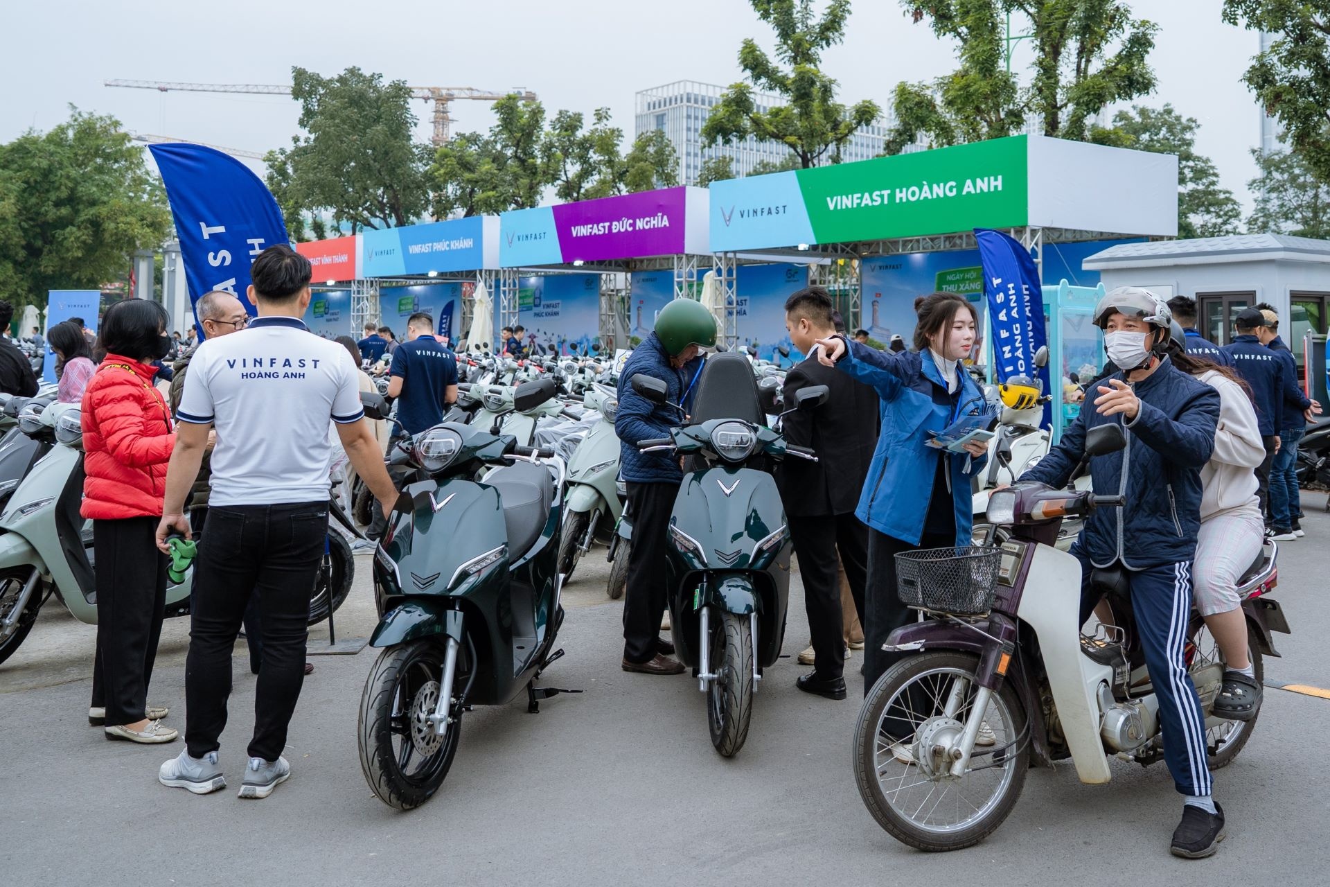 Xe dien VinFast anh 1