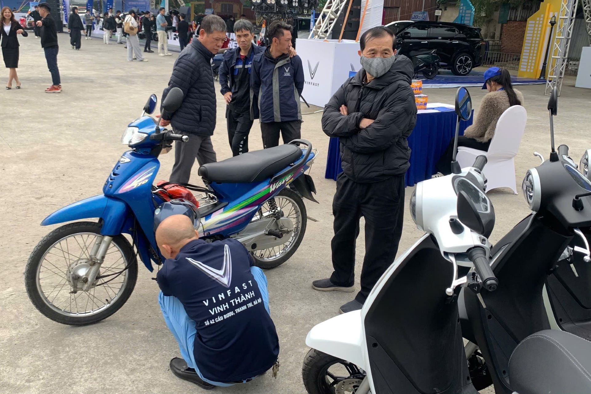 Xe dien VinFast anh 2