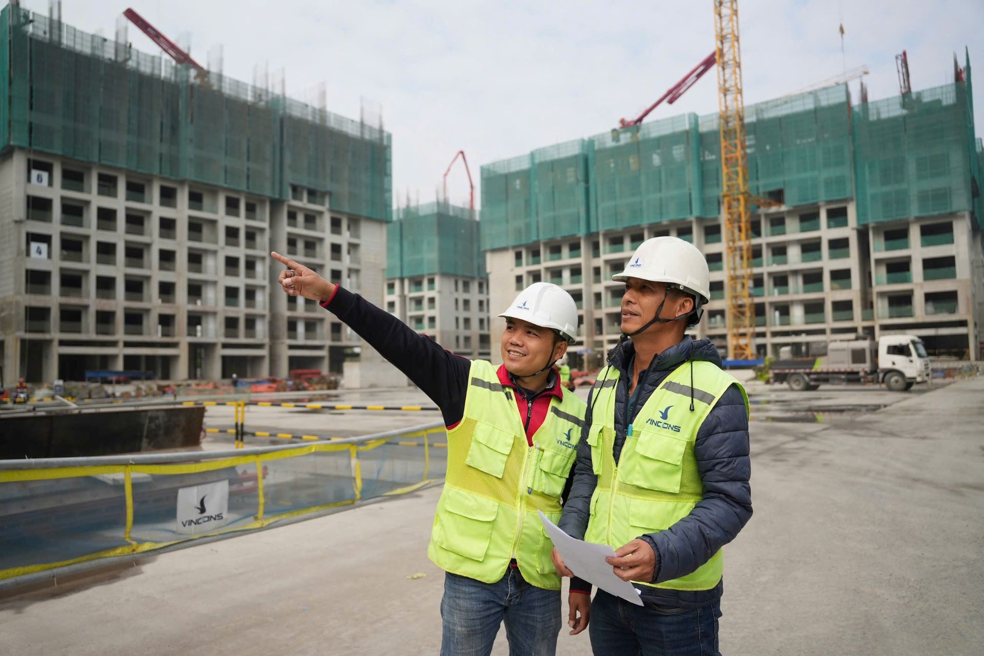 VinCons tuyen dung 100.000 cong nhan xay dung tren toan quoc hinh anh