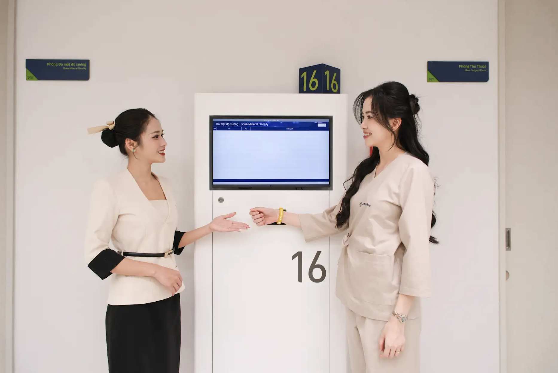 Giai phap tam soat suc khoe ca nhan hoa tai GC&Phenikaa hinh anh