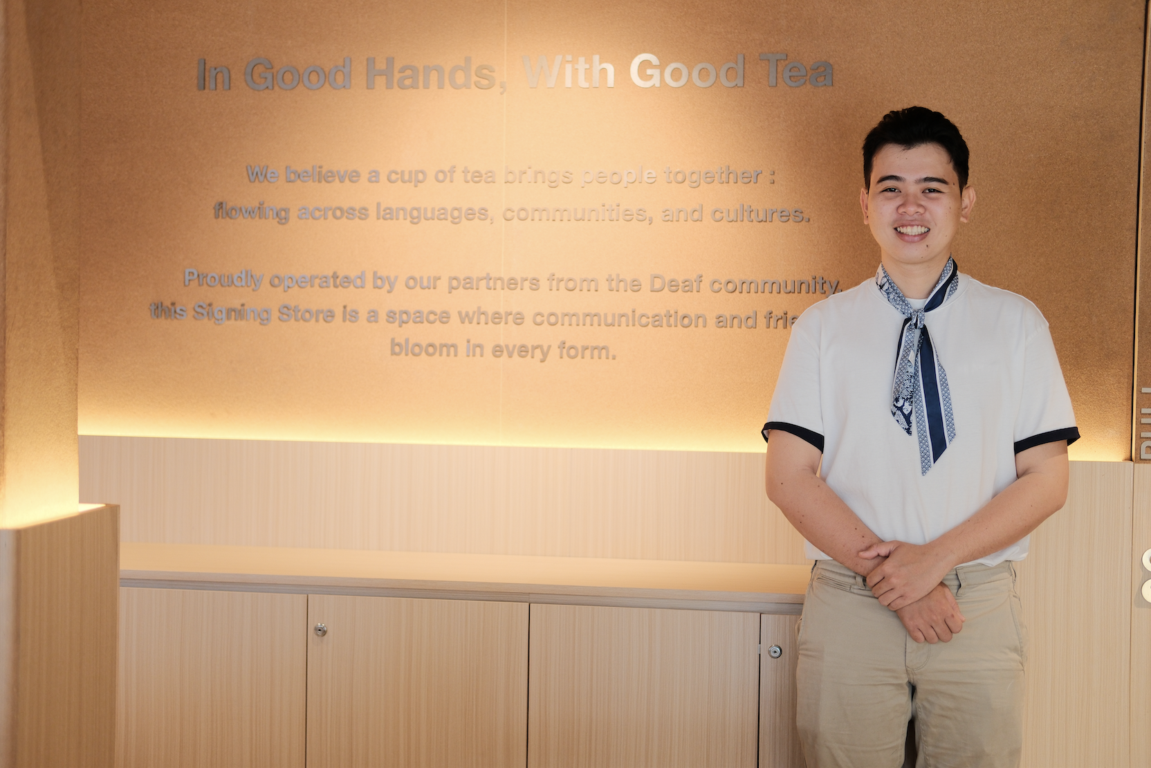 Nguoi Khiem Thinh anh 2