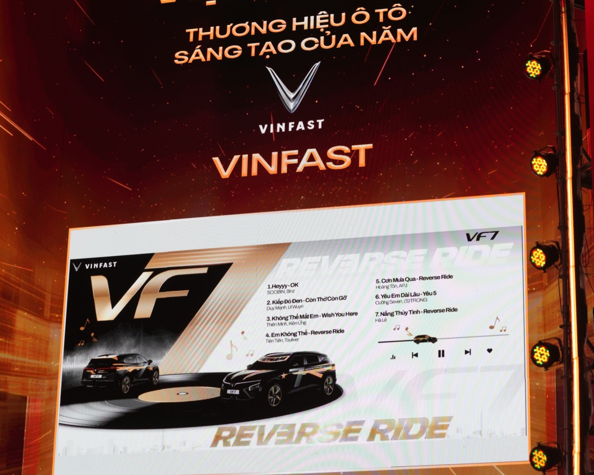 Xe dien VinFast anh 2