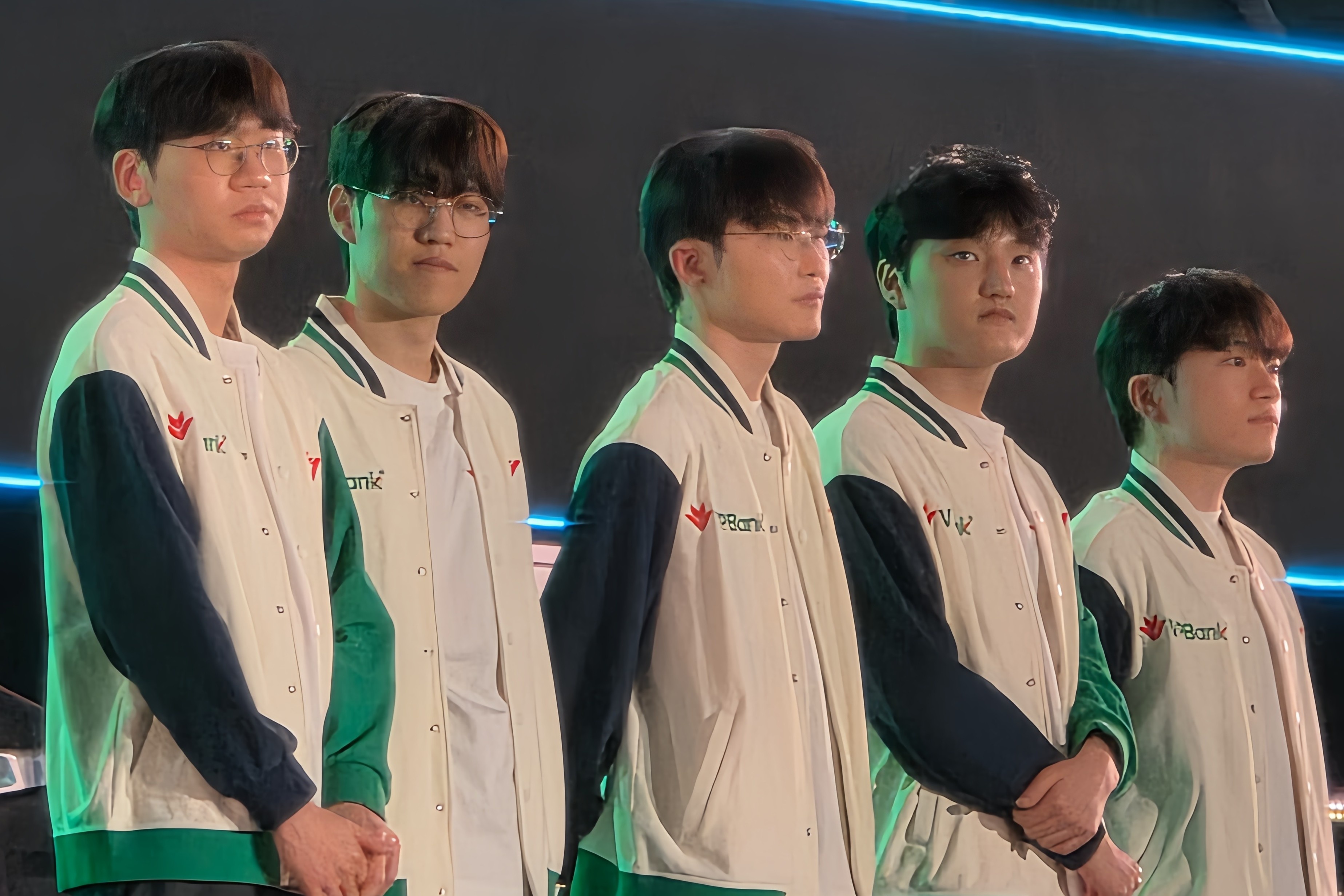 Nhung khoanh khac bung no cua T1 qua ong kinh Galaxy S25 Ultra hinh anh