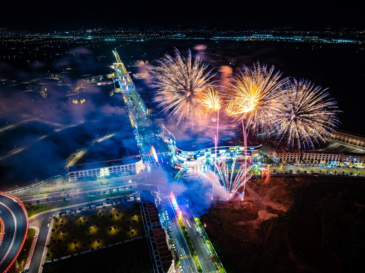 Vinhomes Royal Island anh 1