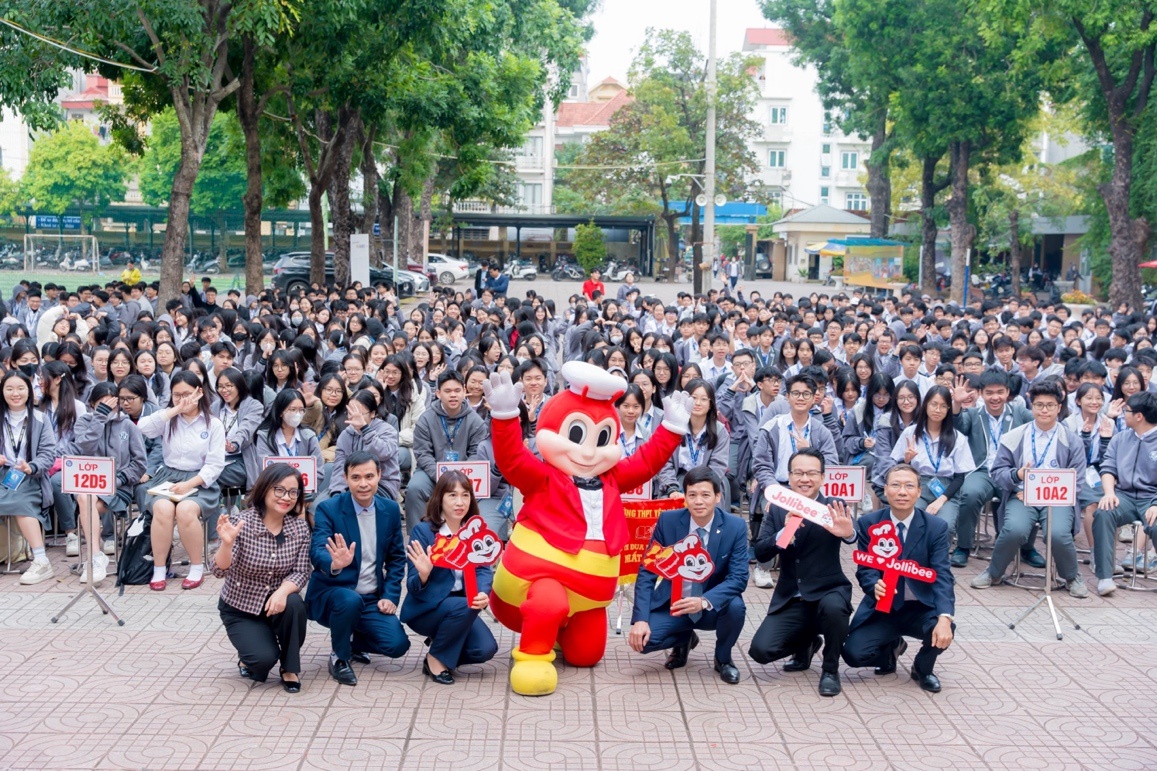 Jollibee Viet Nam anh 1