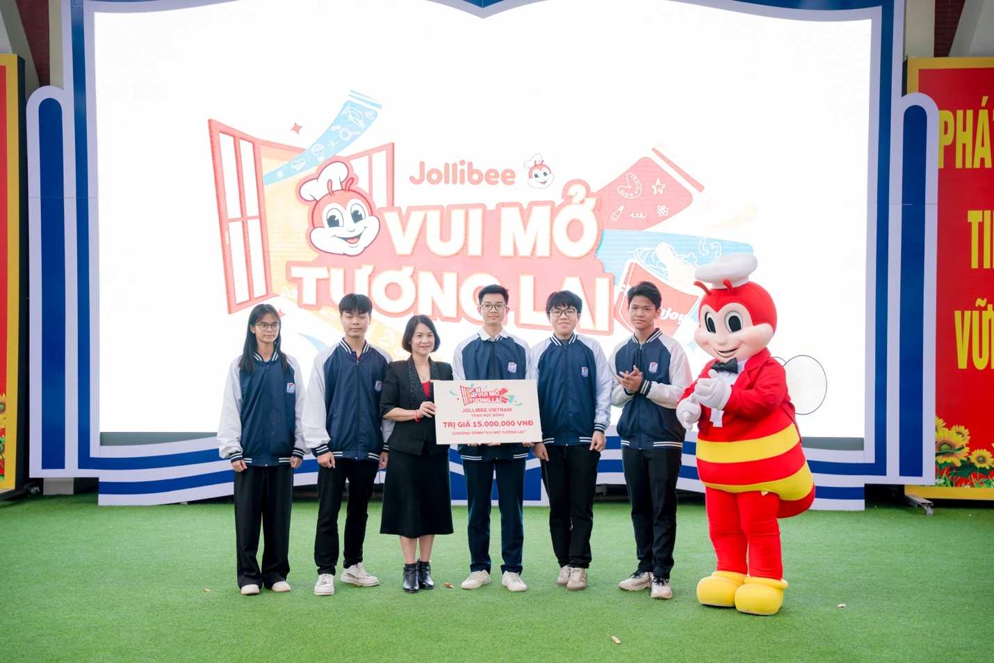 Jollibee Viet Nam anh 4