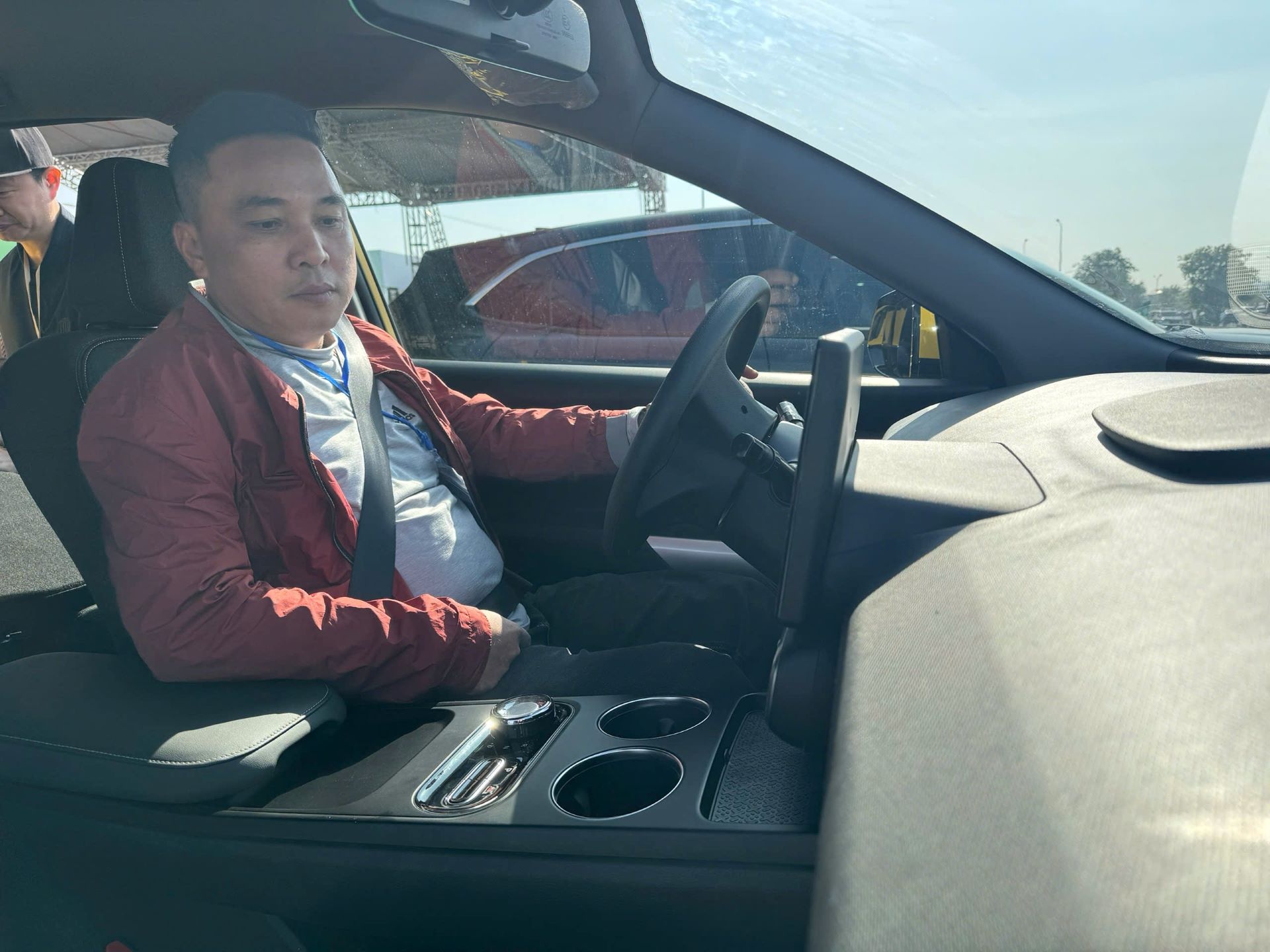 Xe dien VinFast anh 3