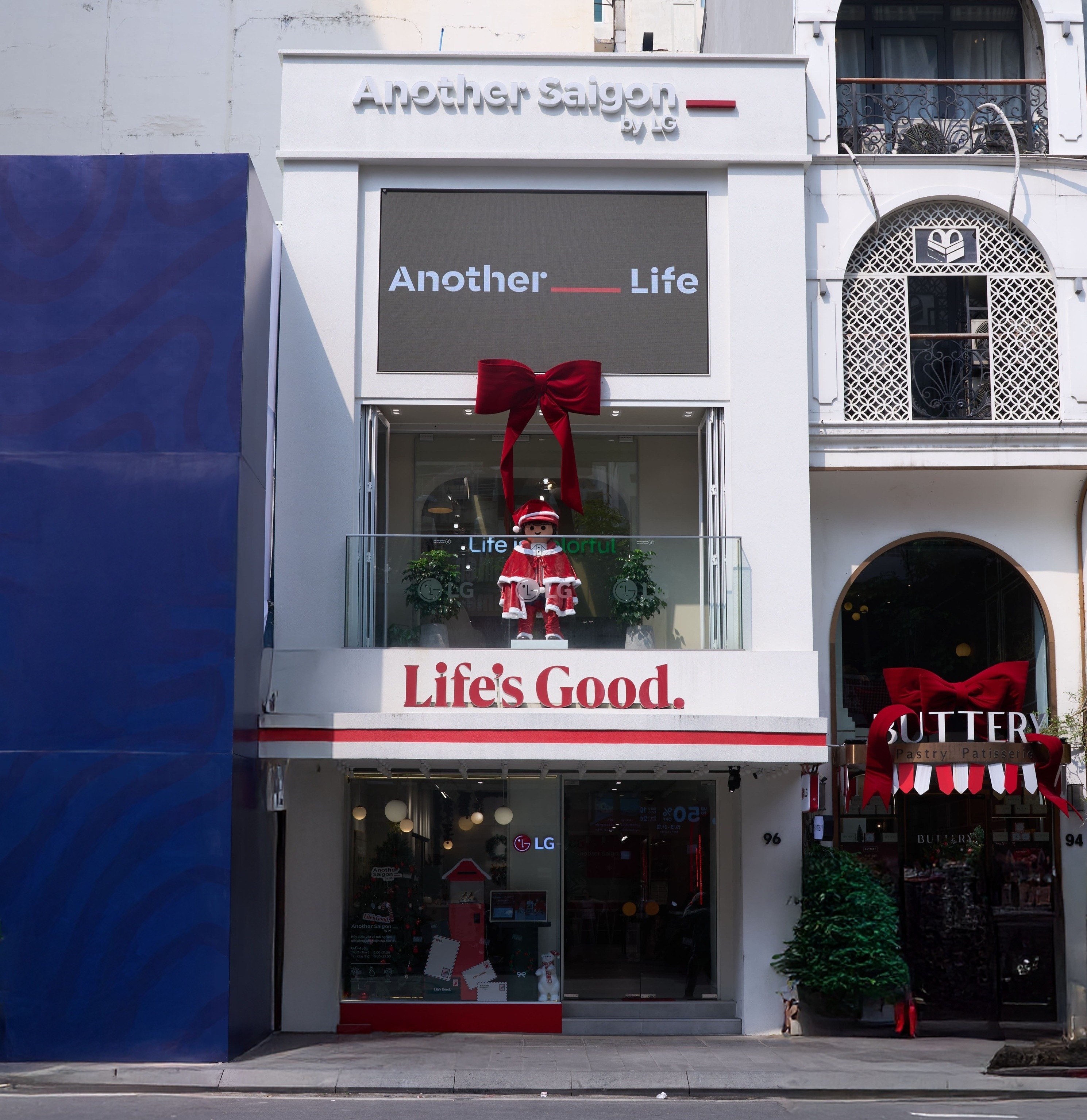 Another Saigon by LG anh 1