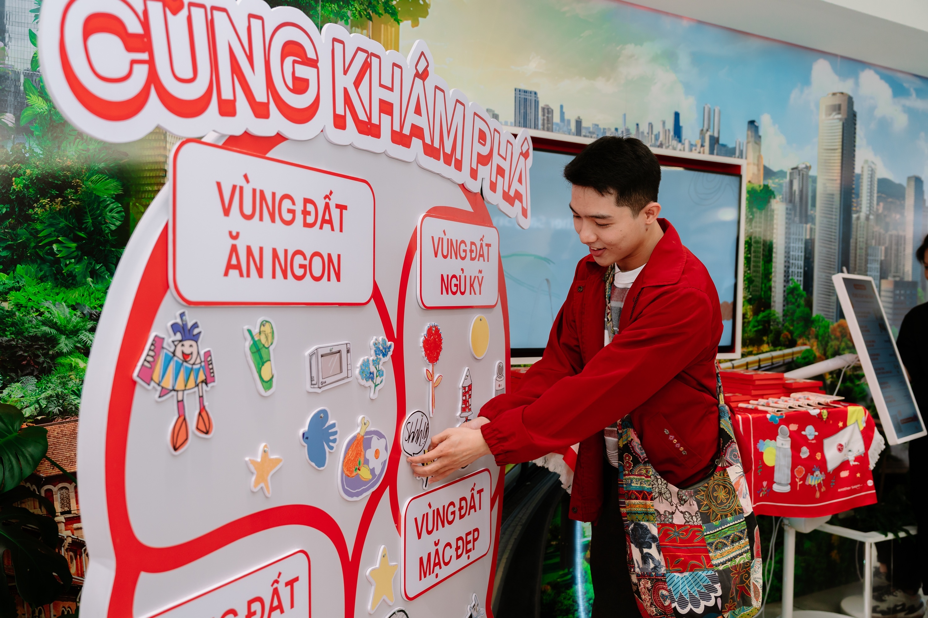 Another Saigon by LG anh 4