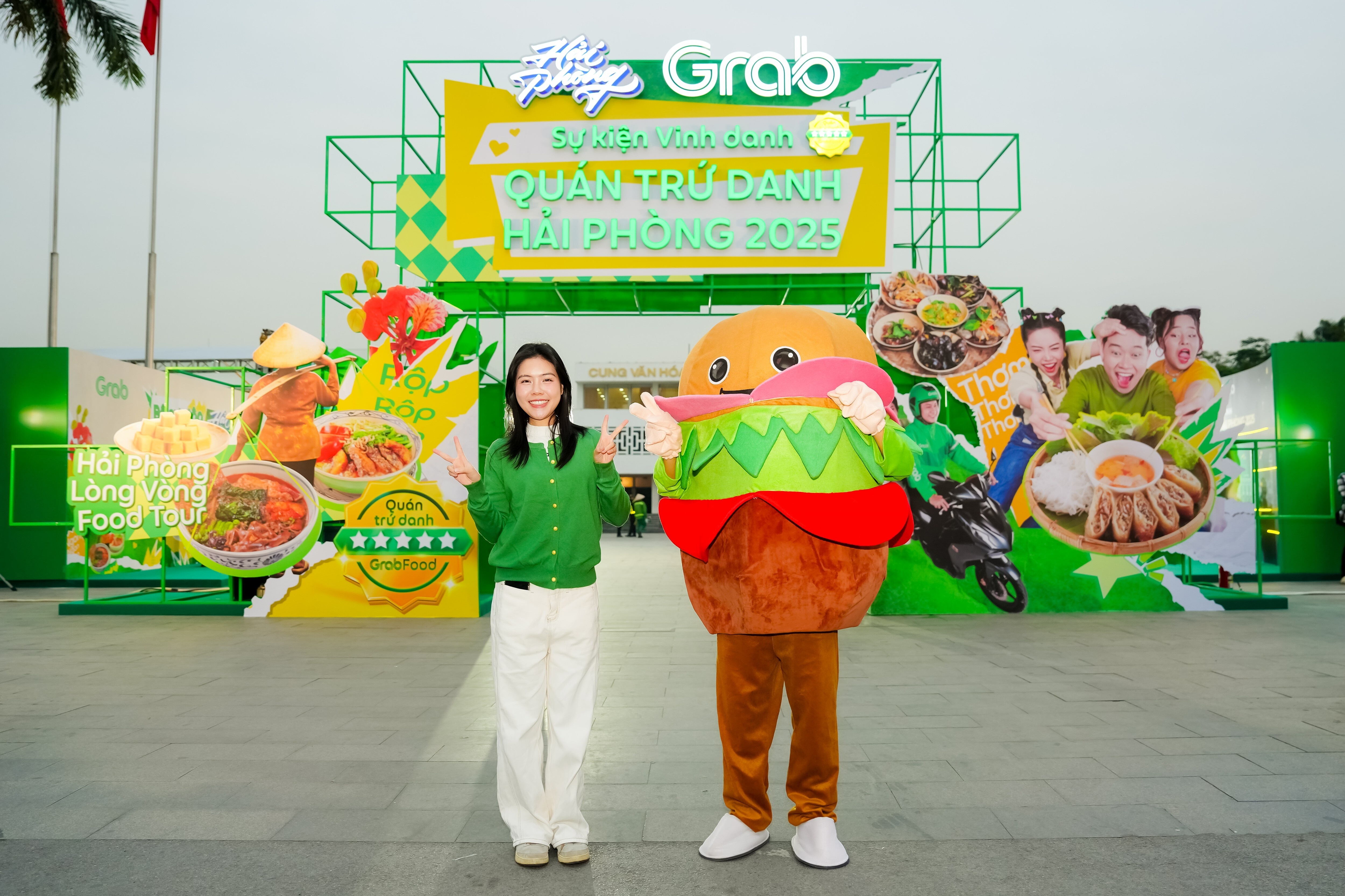 Hai Phong dong hanh Grab Viet Nam quang ba du lich, am thuc dia phuong hinh anh