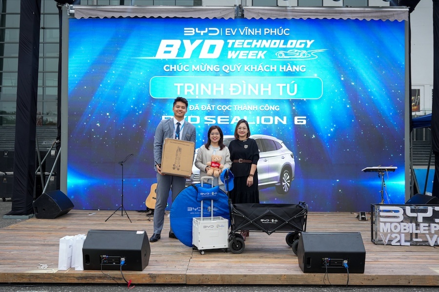 BYD anh 6