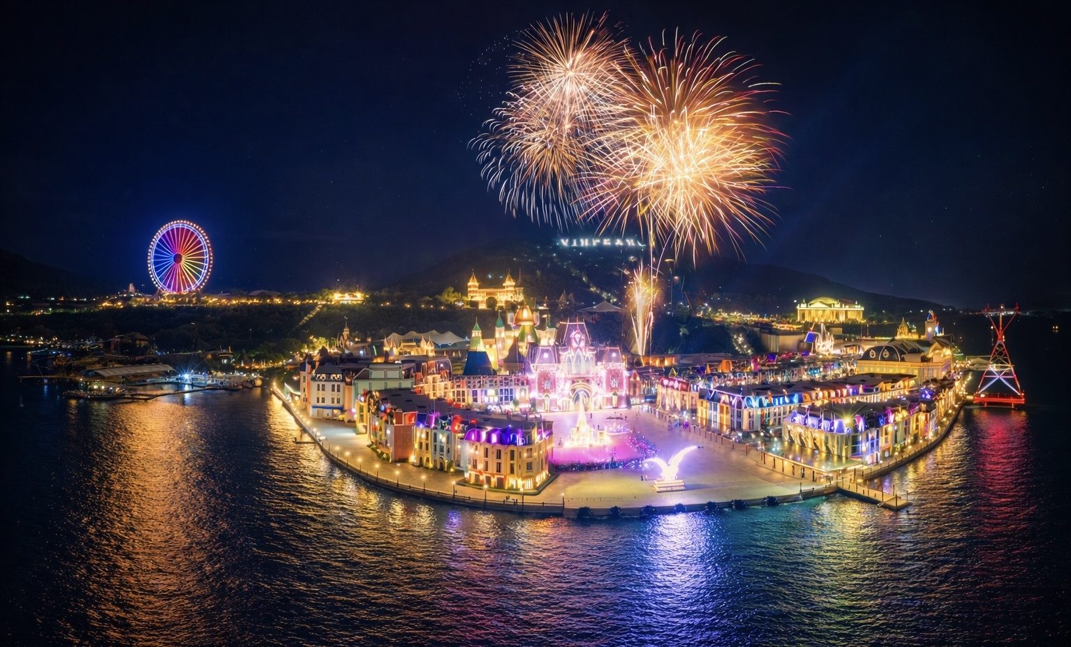 Dem giao thua ruc ro tai nhung 'vu tru Vin' tren ban do Viet Nam hinh anh