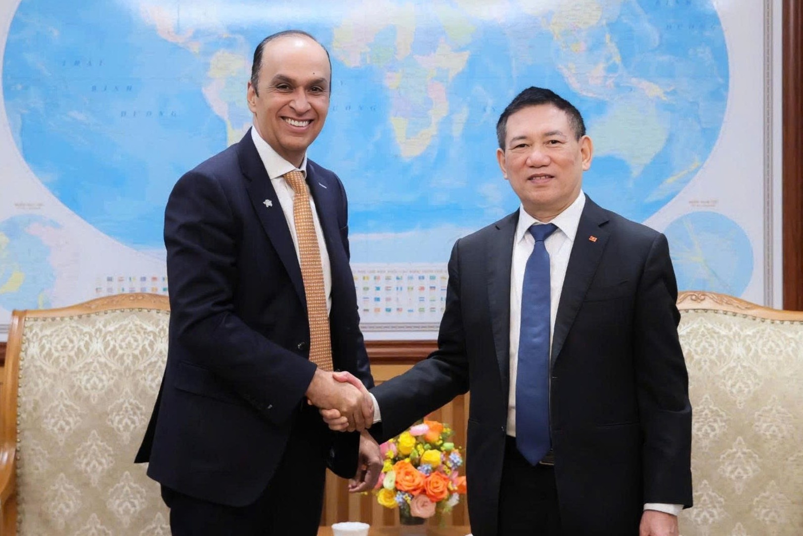 TGD Tap doan Prudential tai khang dinh cam ket dai han voi Viet Nam hinh anh