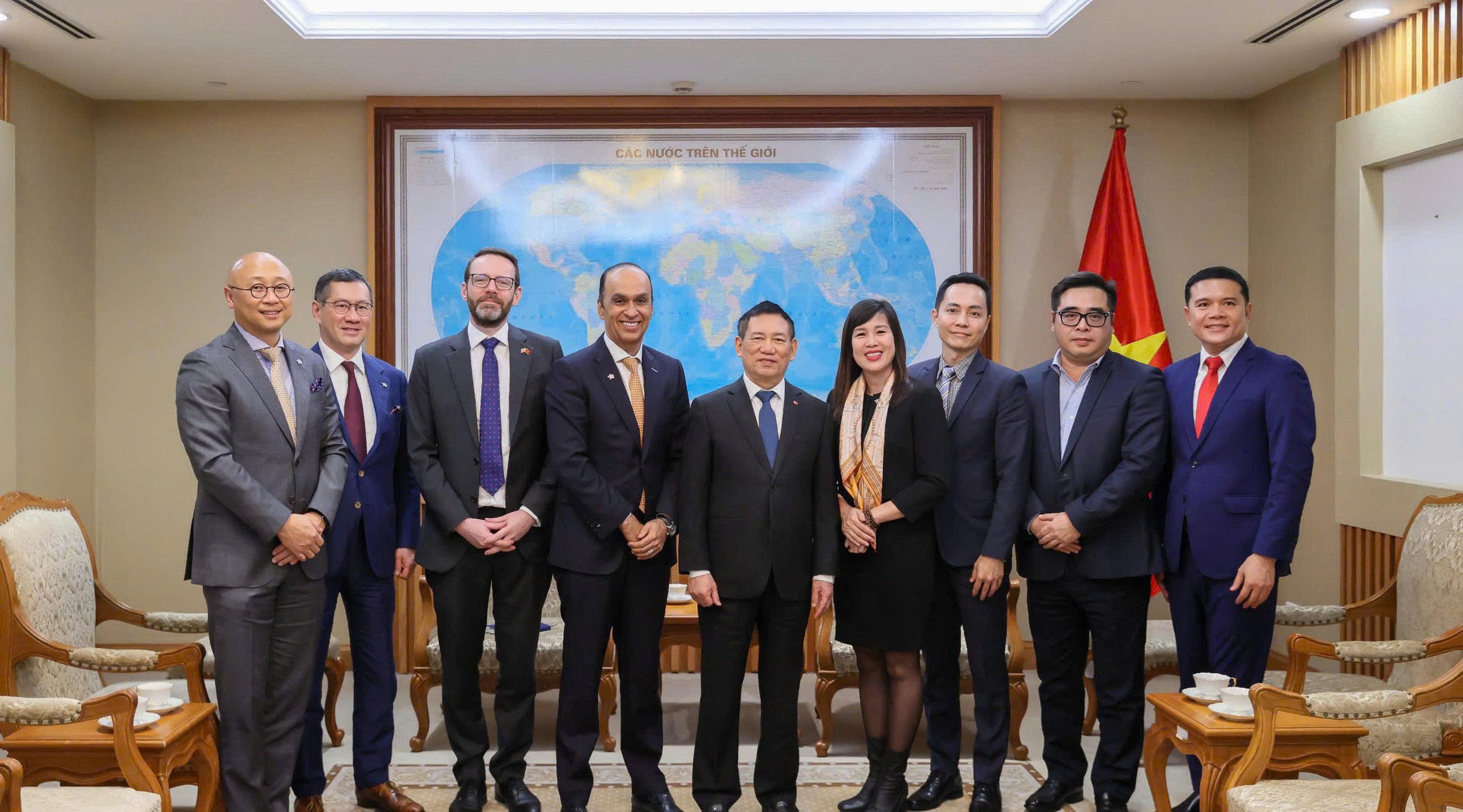 Tap doan Prudential anh 2