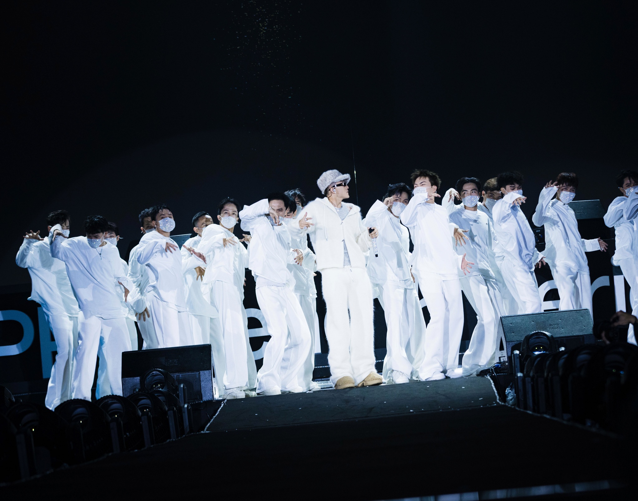 Oppo Reno15 series anh 8