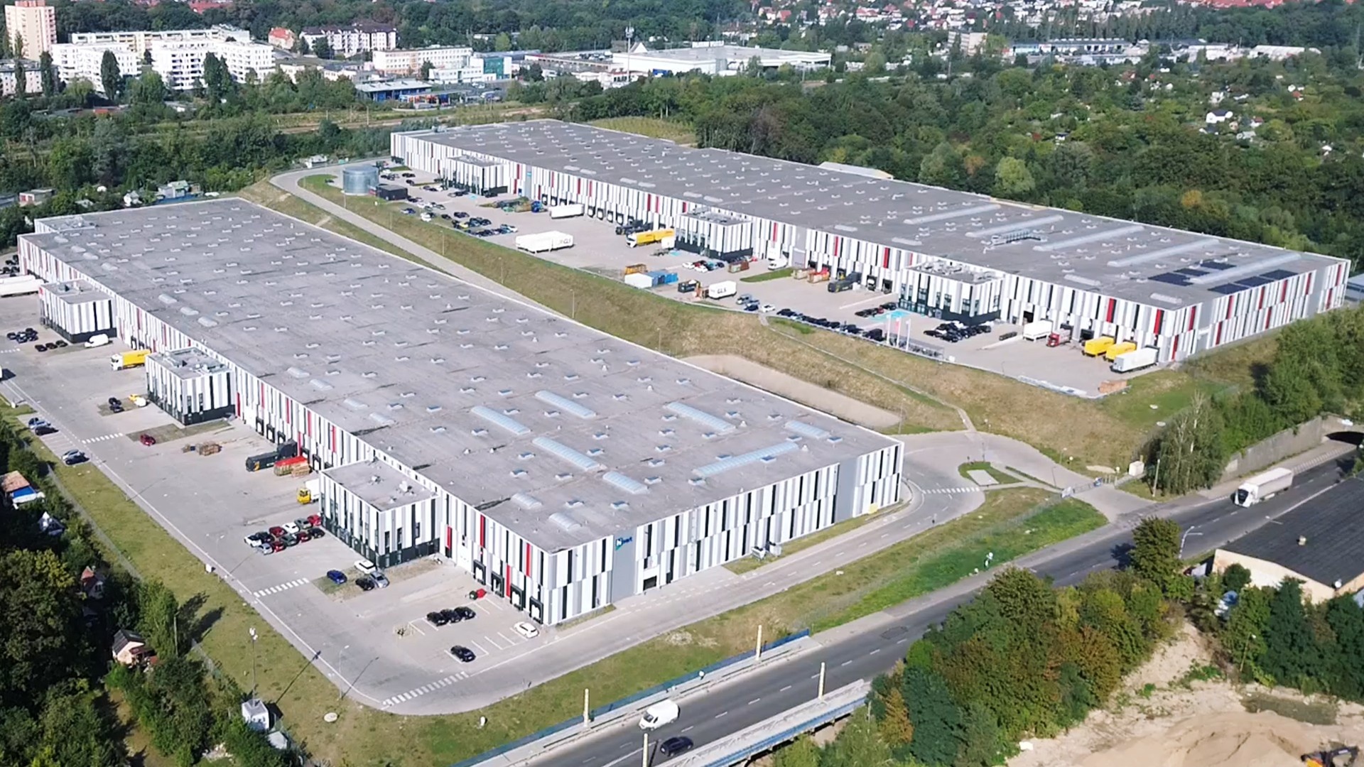 Buoc di chien luoc cua The Customization Group khi vao Viet Nam hinh anh