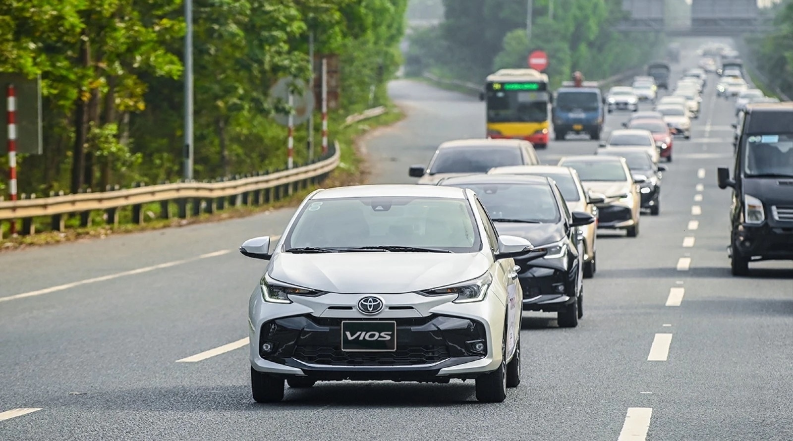 Toyota Vios anh 3