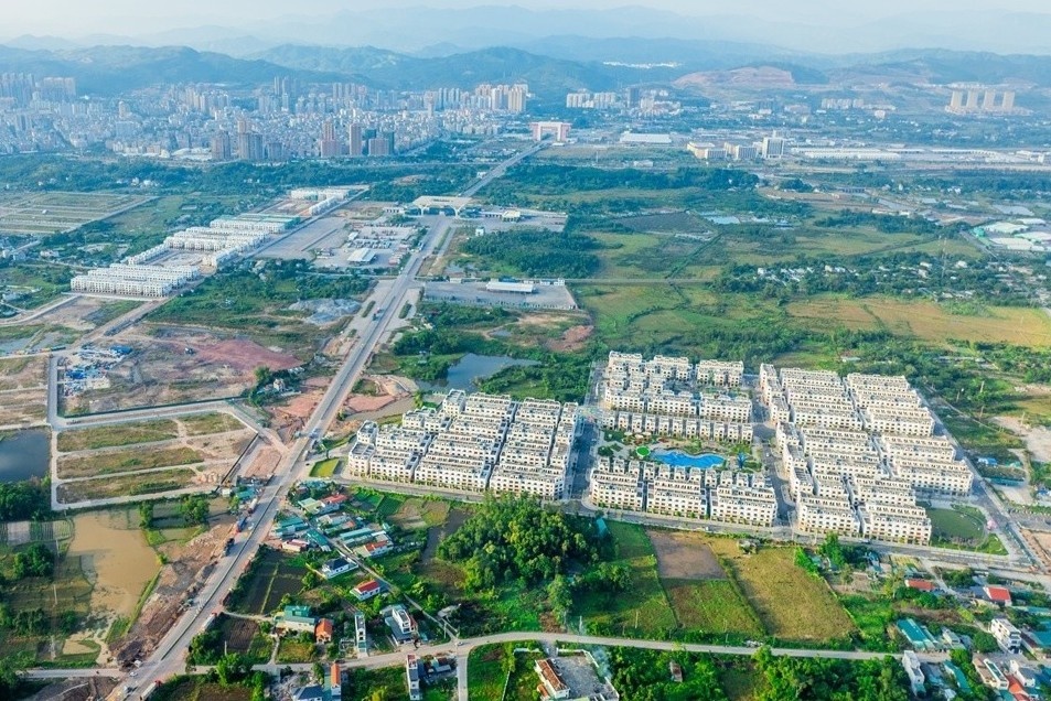 Vinhomes Golden Avenue vao chu ky tai dinh gia nho ha tang lien vung hinh anh