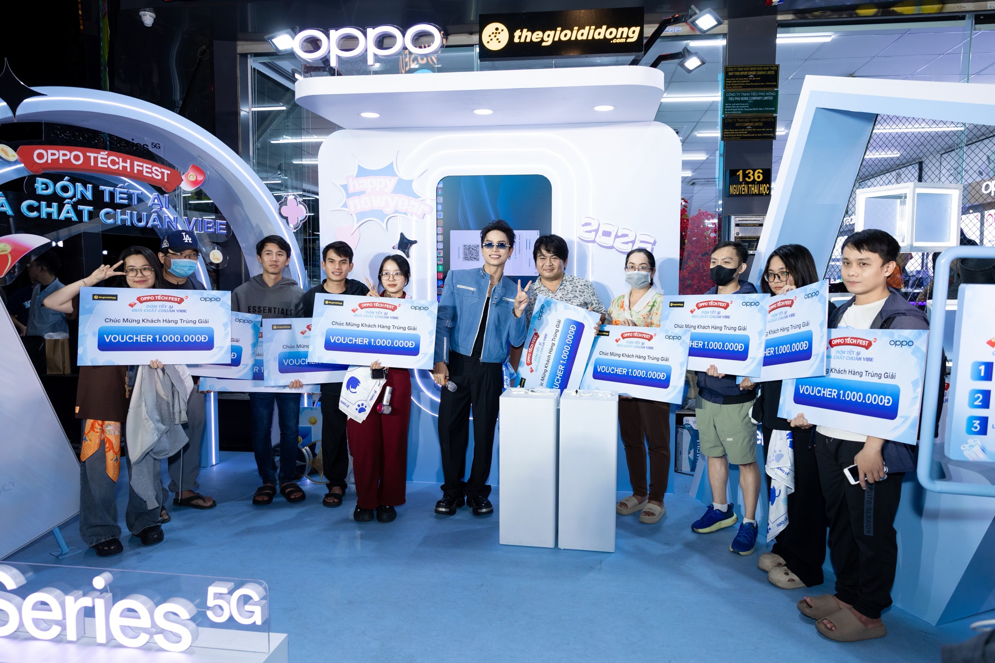Oppo Reno15 series anh 8