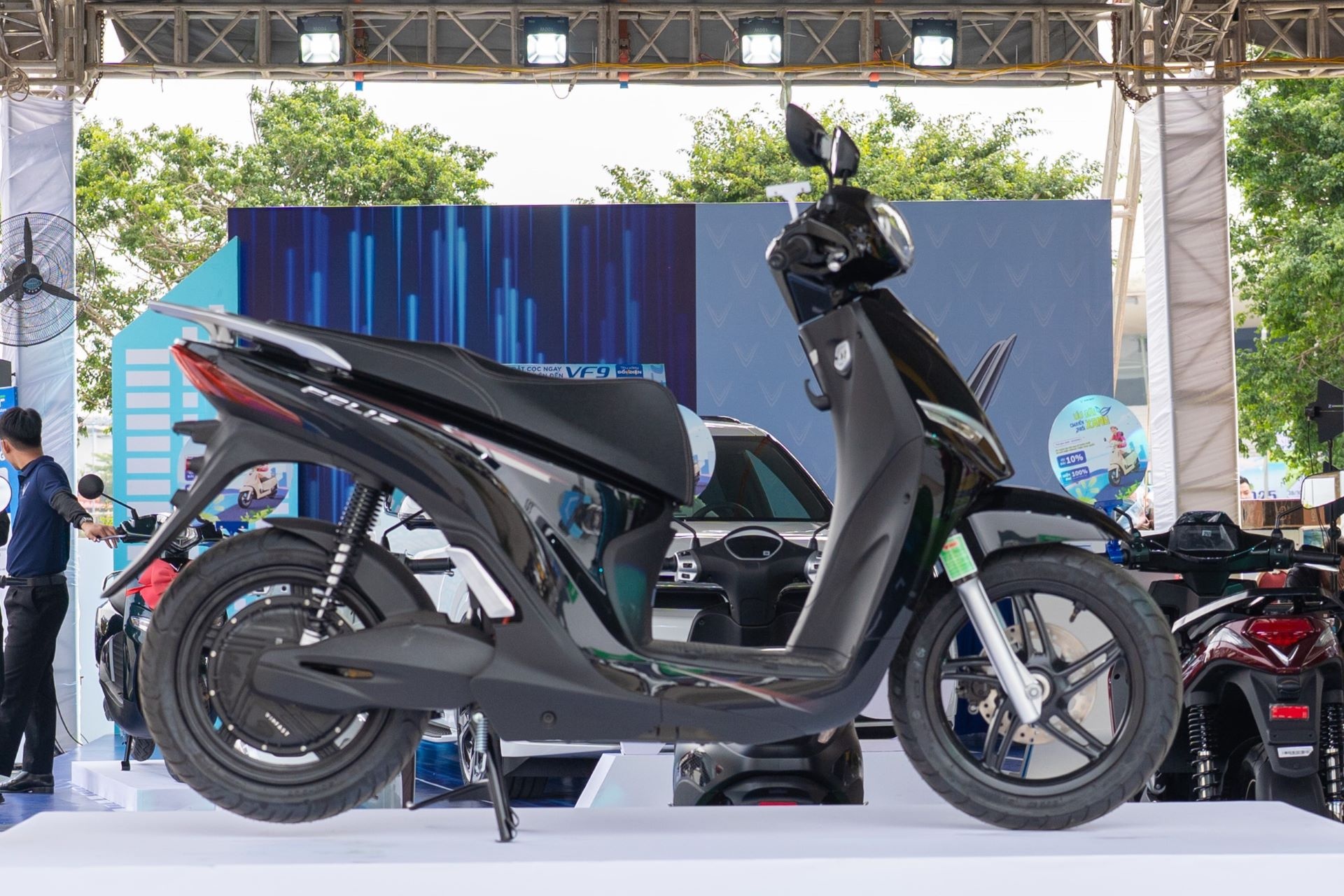 VinFast Feliz 2025 - xe dien da dung cho gia dinh va nguoi di lam hinh anh