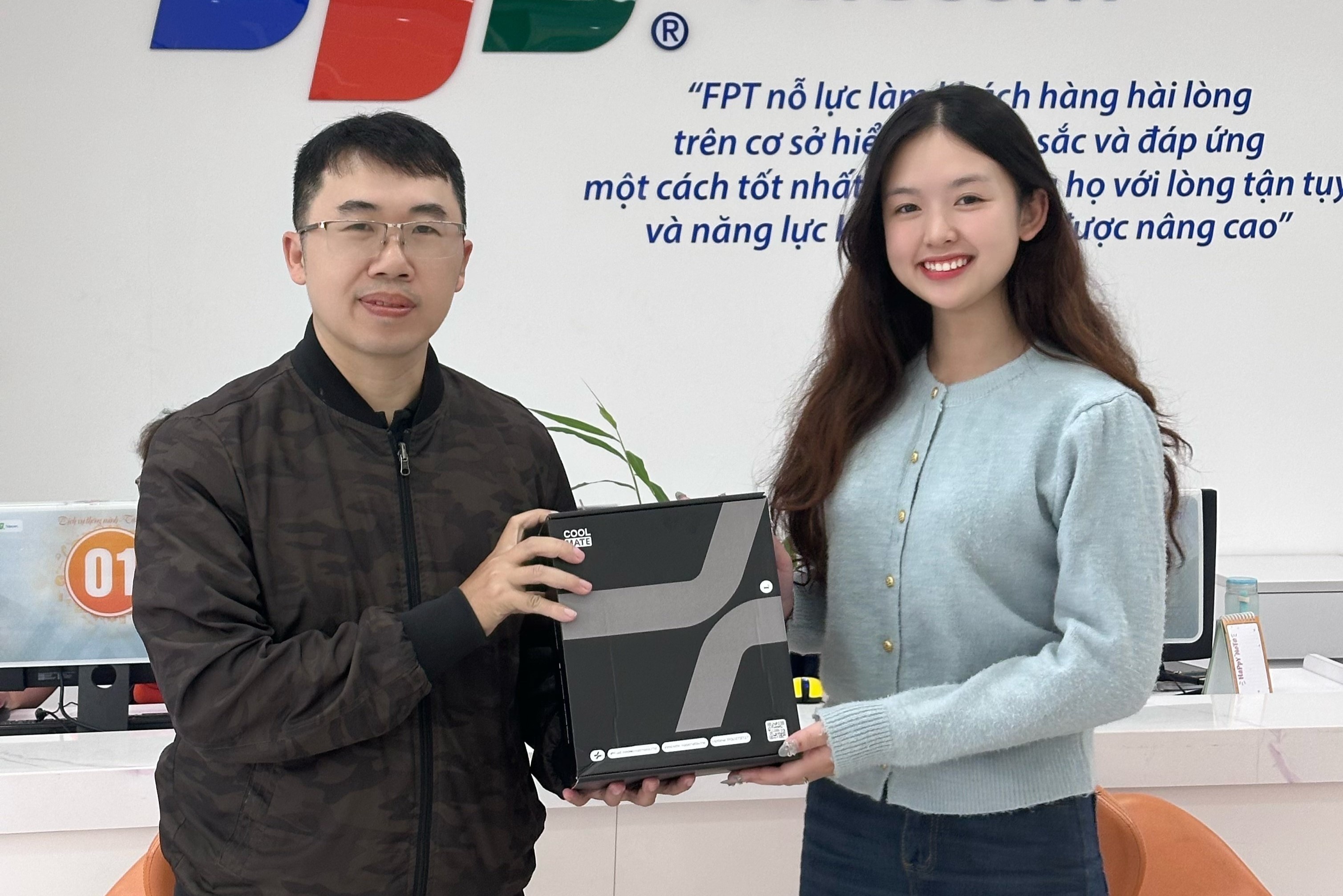 FPT dua trai nghiem Ngoai hang Anh 'da diem cham' den fan Viet hinh anh