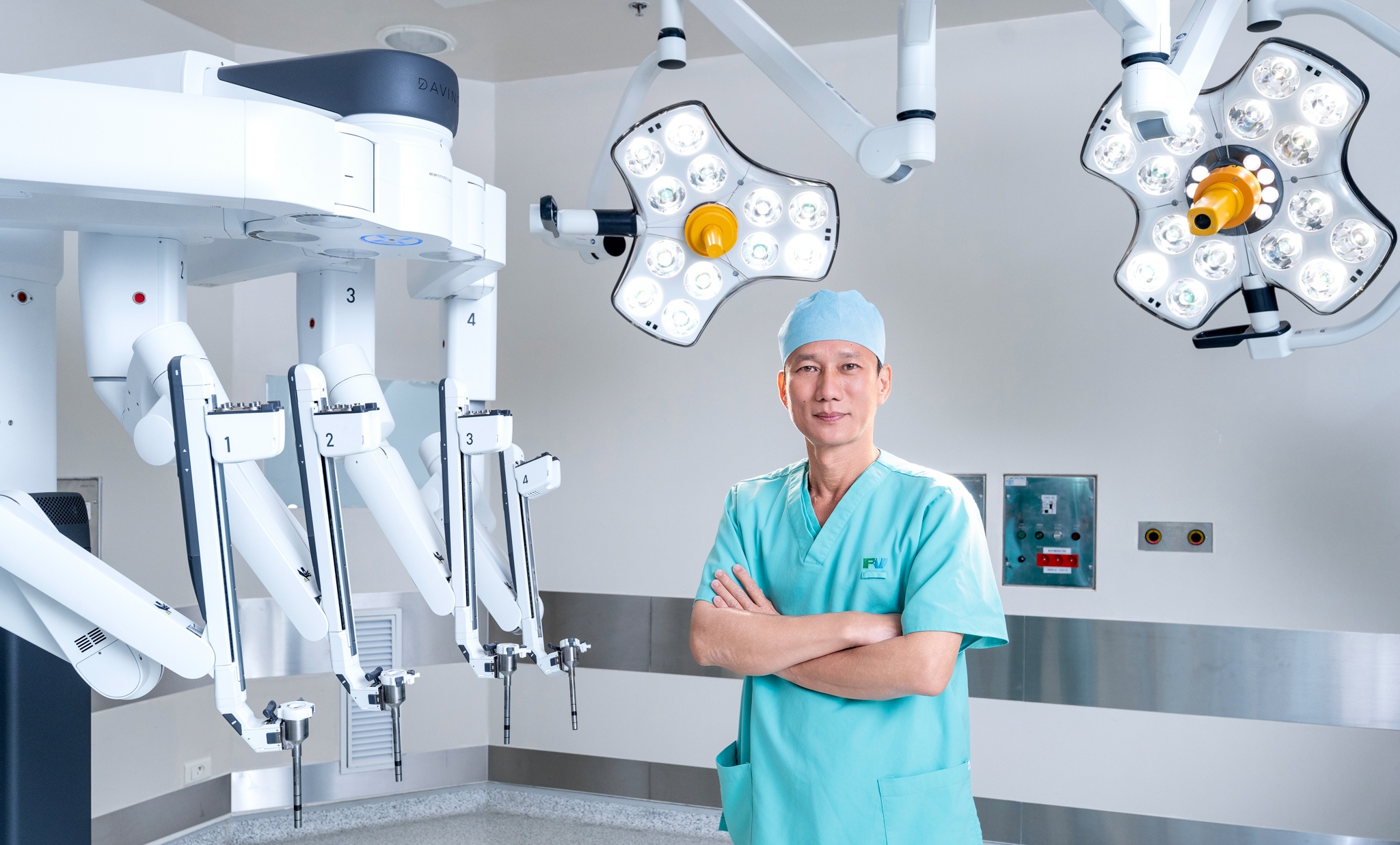 Robot da Vinci Xi anh 1