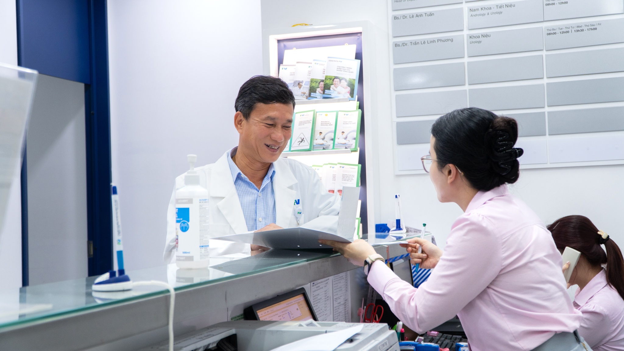 Robot da Vinci Xi anh 2