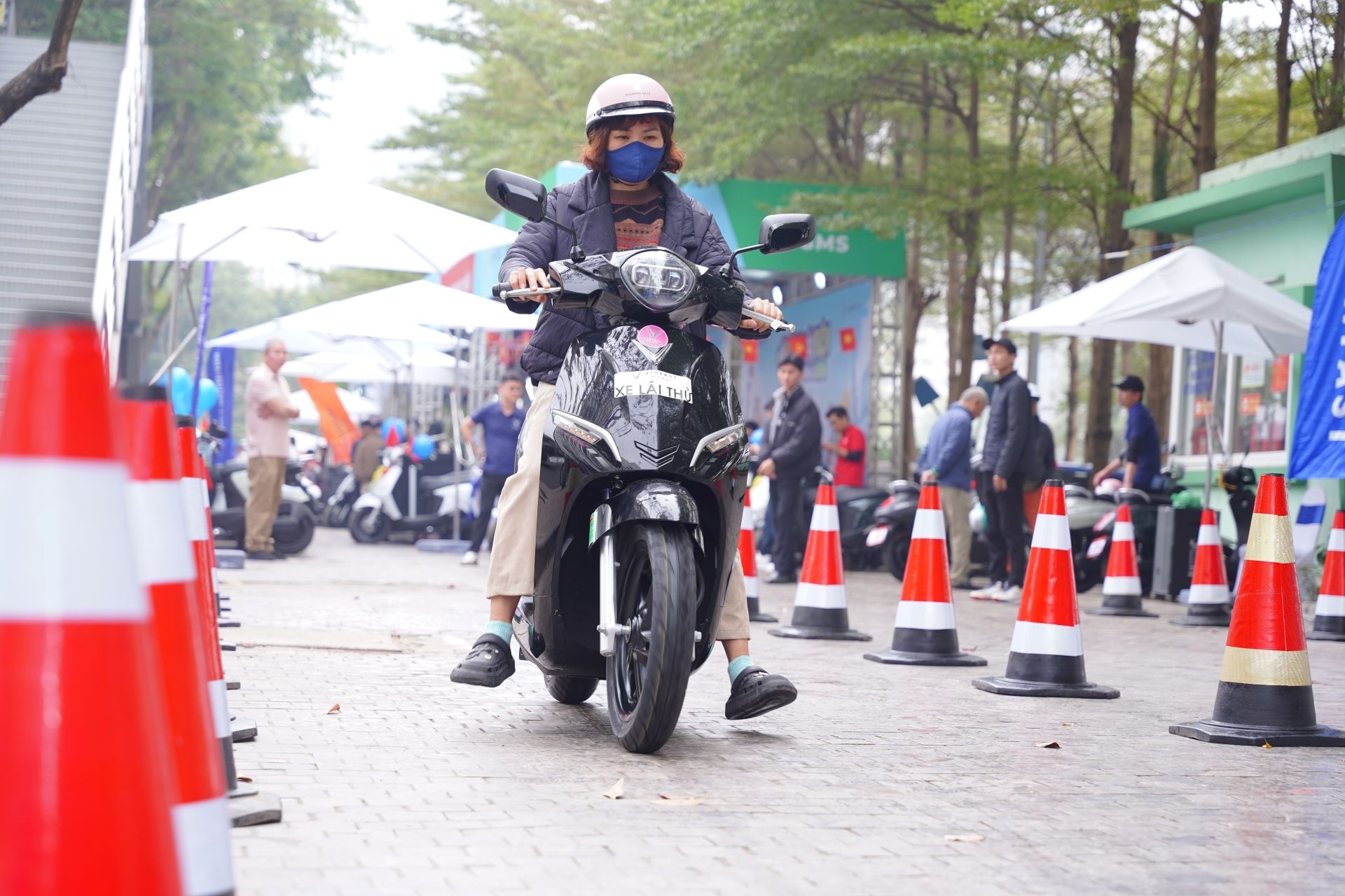 Xe dien VinFast anh 5