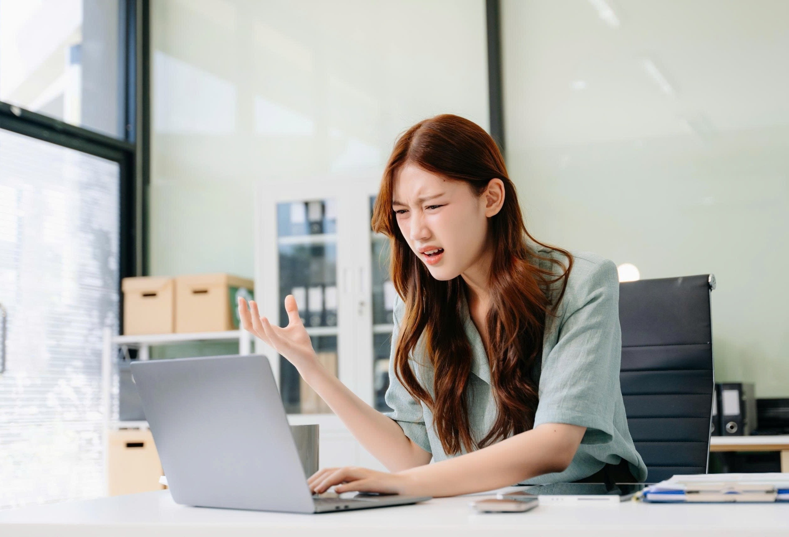 Nen sua, mua laptop ‘luot’ hay nang cap may dip Tet? hinh anh