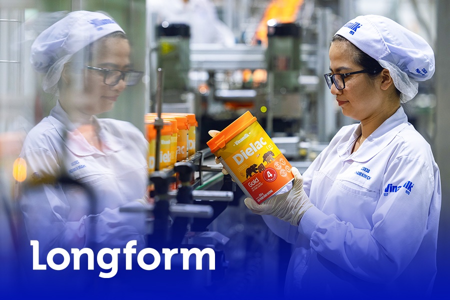 Ben trong nha may san xuat sua Vinamilk dat chuan tinh khiet My hinh anh