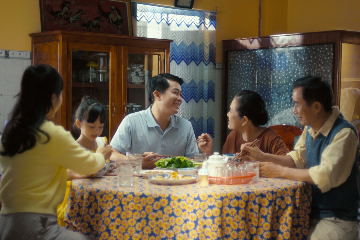 Mon qua cham soc suc khoe la loi chuc Tet y nghia cho cha me hinh anh