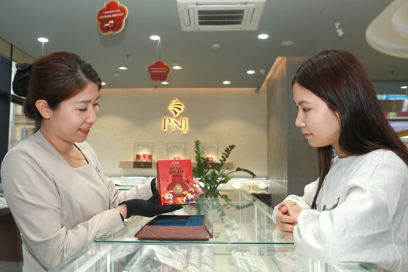 Khi vang ‘nhap cuoc’ blindbox Tet Binh Ngo hinh anh