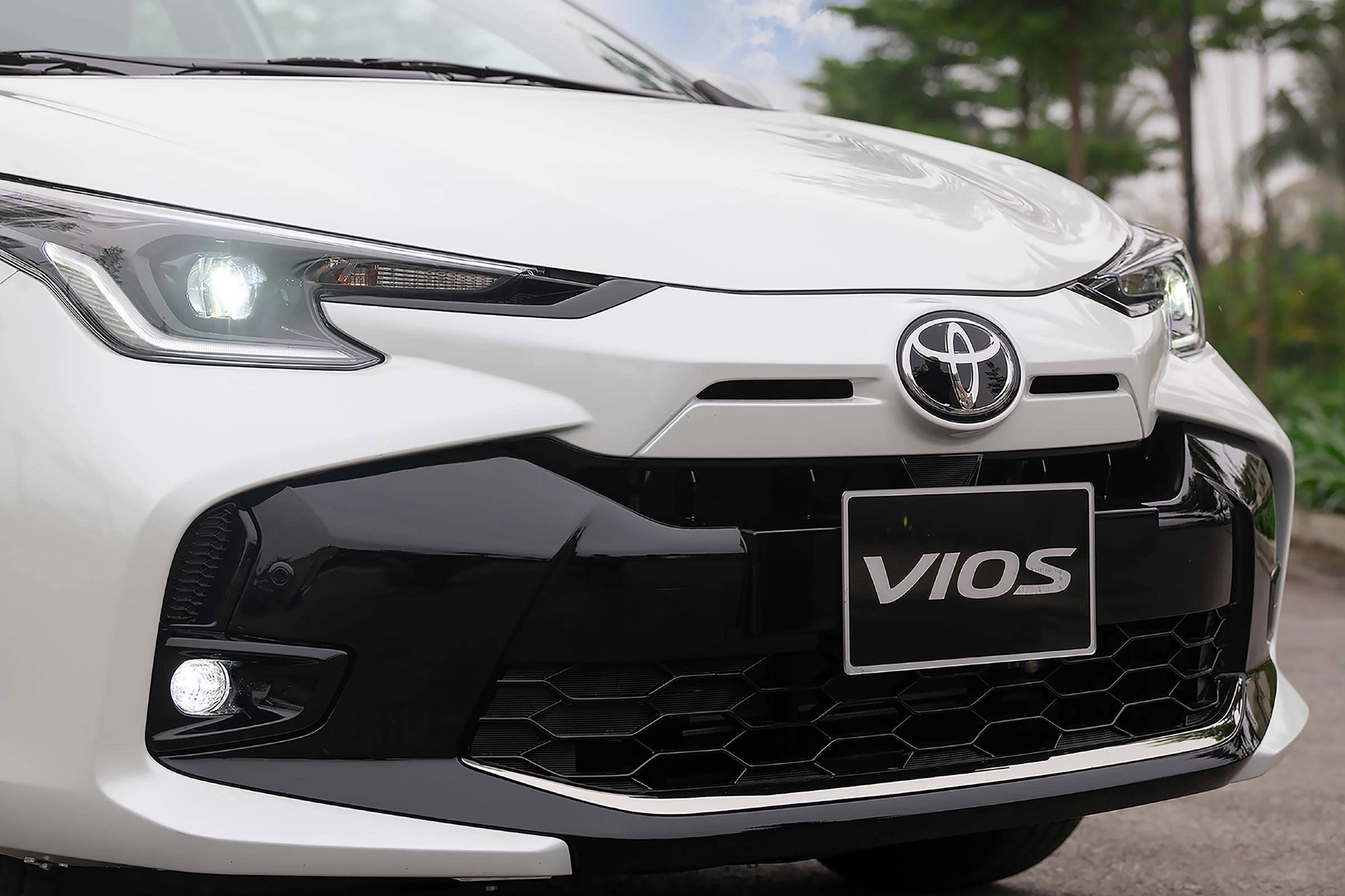 Toyota Vios anh 2