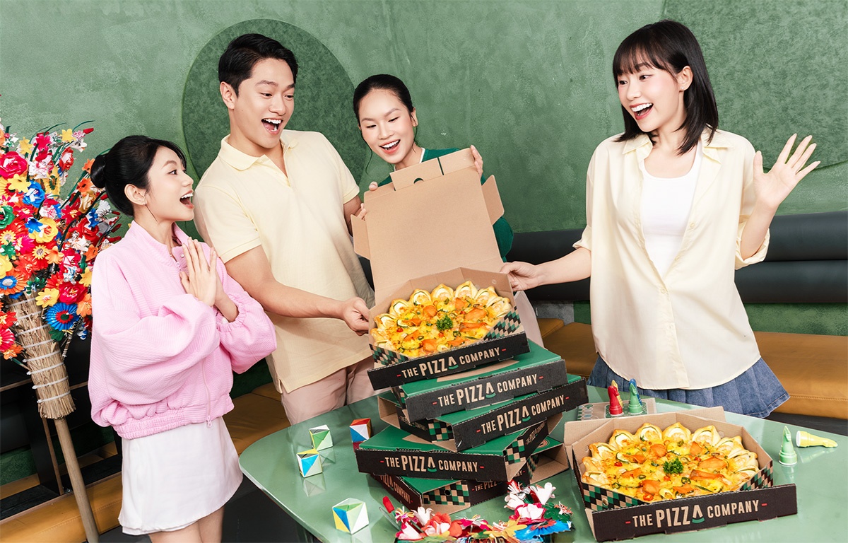 Pizza Sen Hue - loi hoi dap yeu thuong ngay Tet cua nguoi tre Viet hinh anh