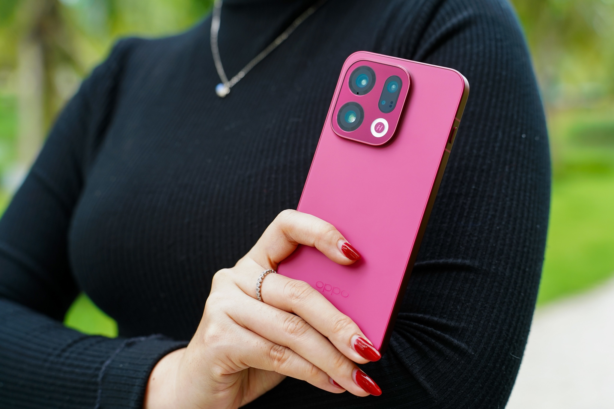 Oppo Find X9 day lui dinh kien dien thoai Android nhanh xuong cap hinh anh