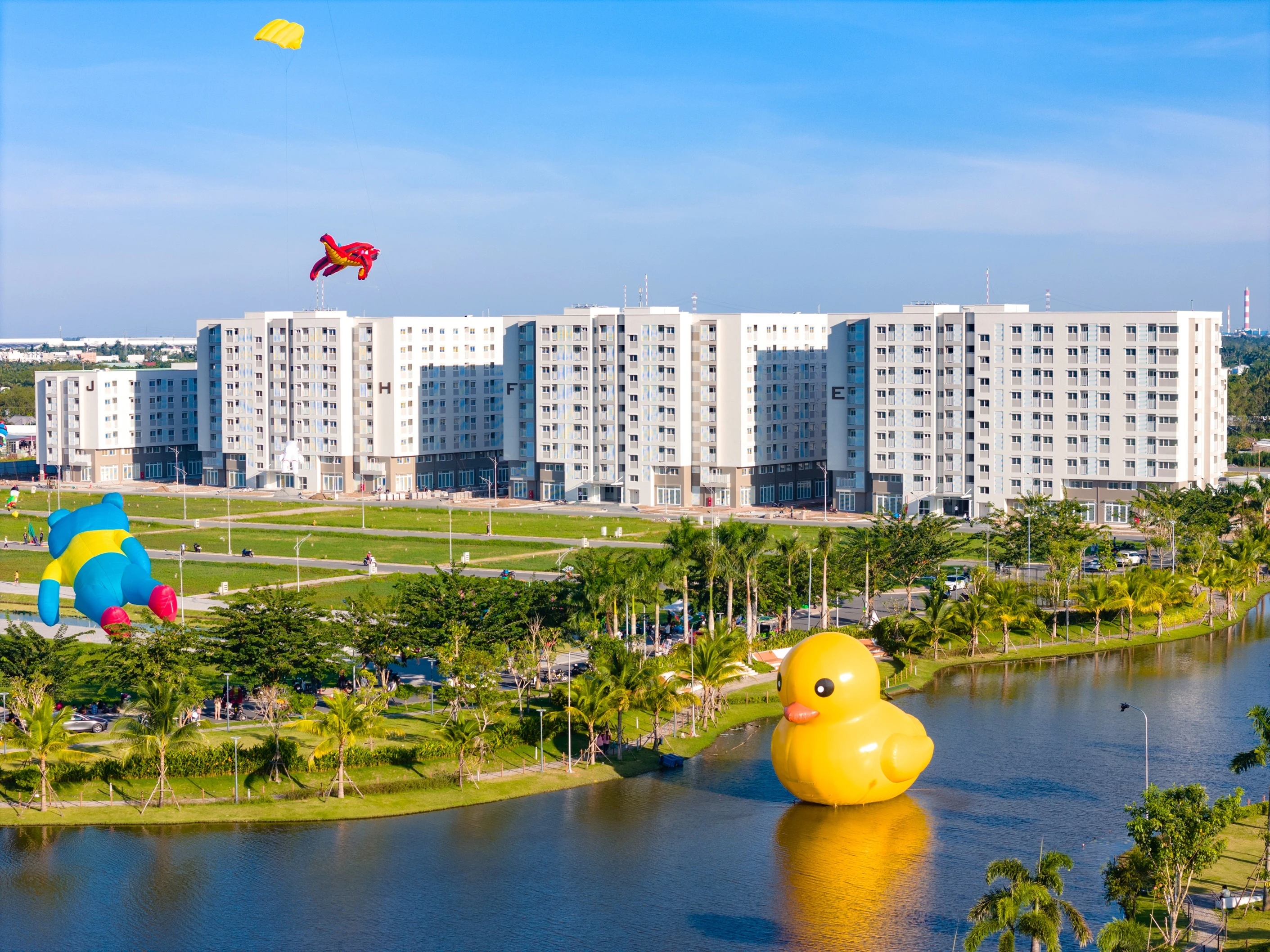 Can Tho khang dinh vi the tam diem an cu va dau tu vung Tay Do hinh anh