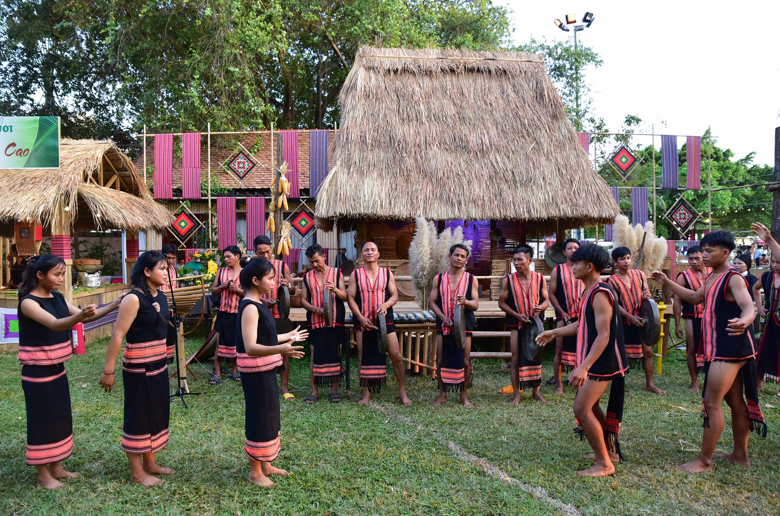 Saigontourist Group anh 2