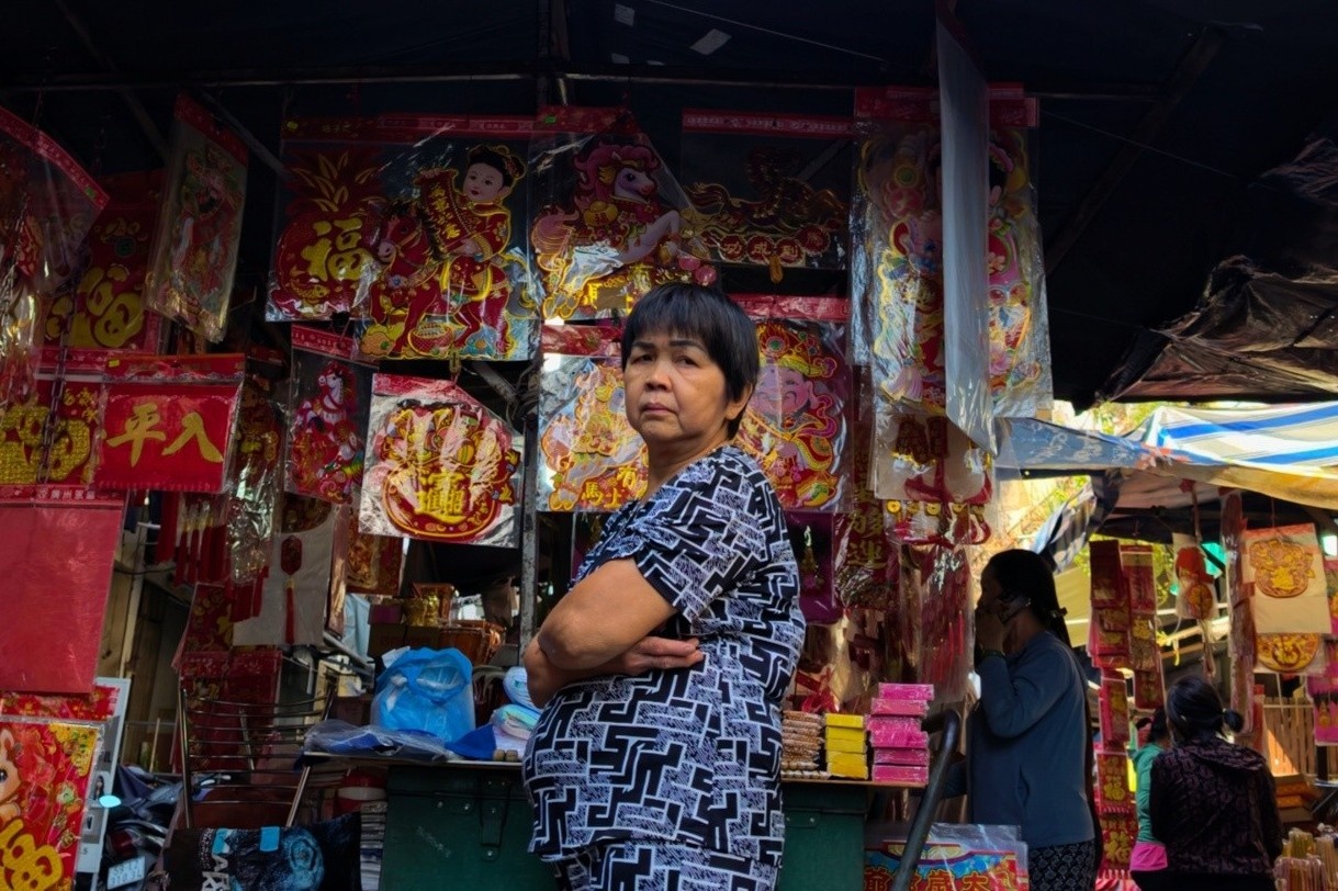 Nhung khoanh khac Tet doi thuong qua lang kinh Zeiss tu vivo X300 Pro hinh anh