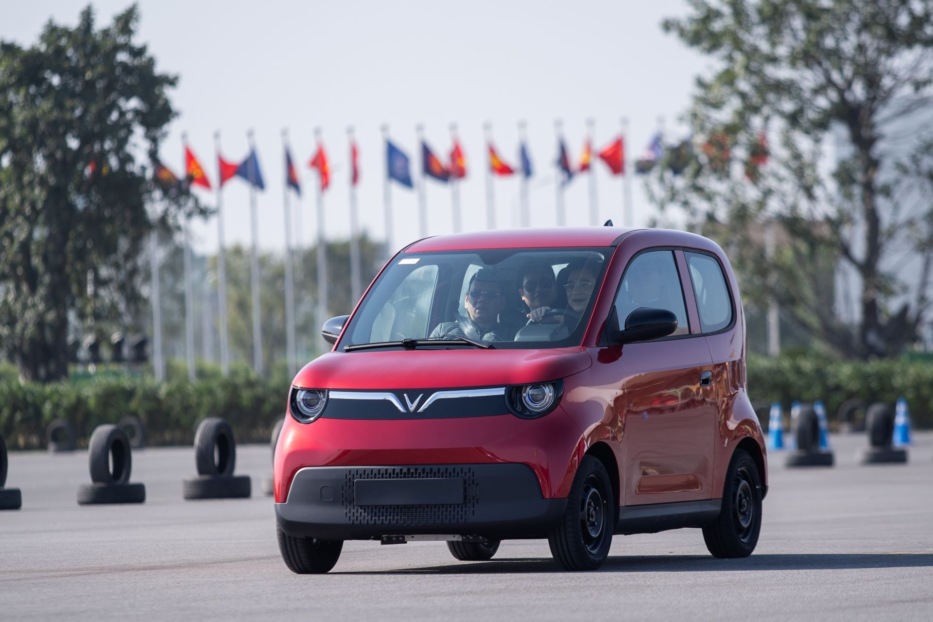 Minio Green mo loi cho tai xe dich vu ‘len doi’ xe 4 banh hinh anh