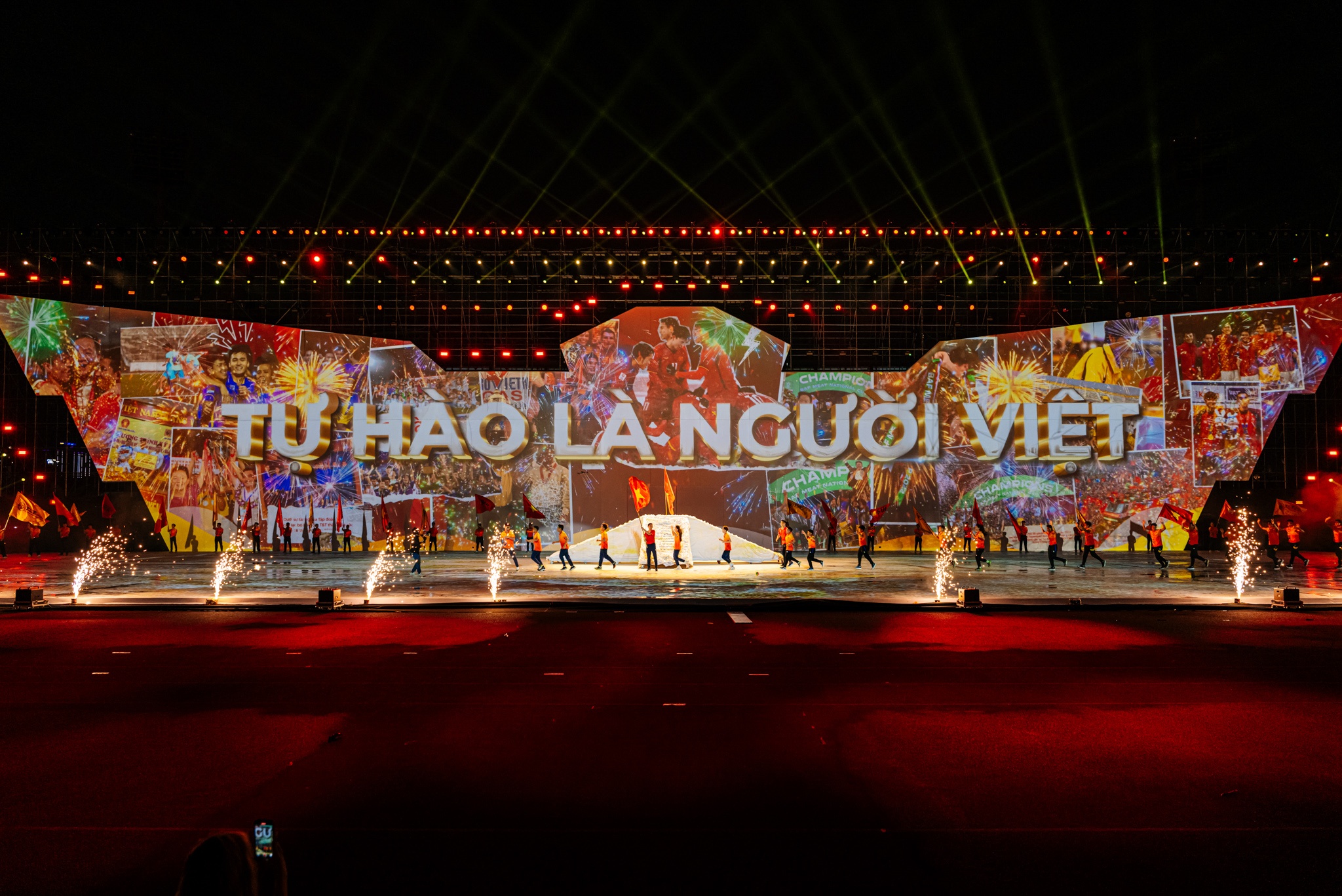 SHB hien thuc hoa tinh than Nghi quyet 80 trong ky nguyen moi hinh anh