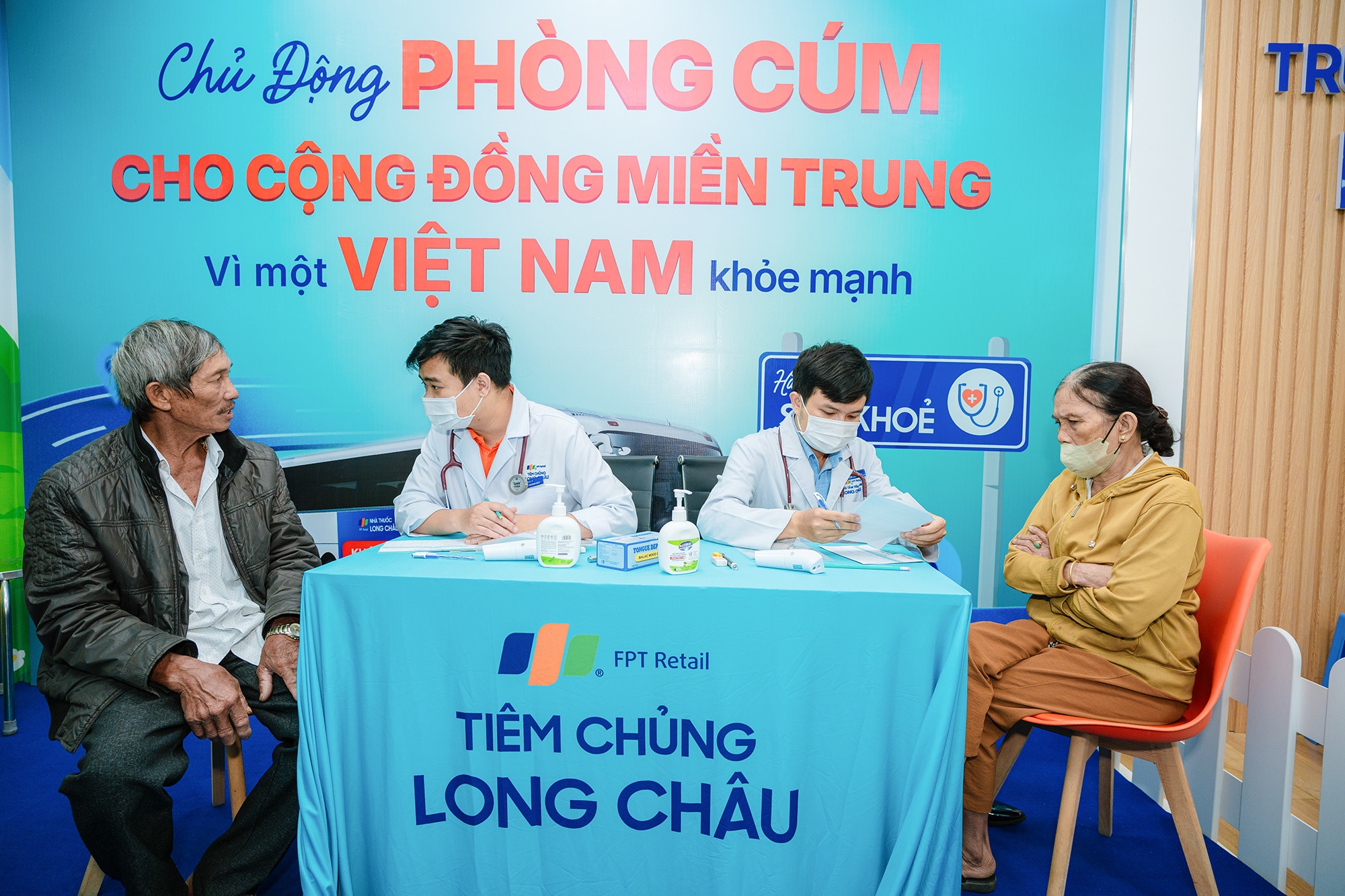Long Chau anh 3