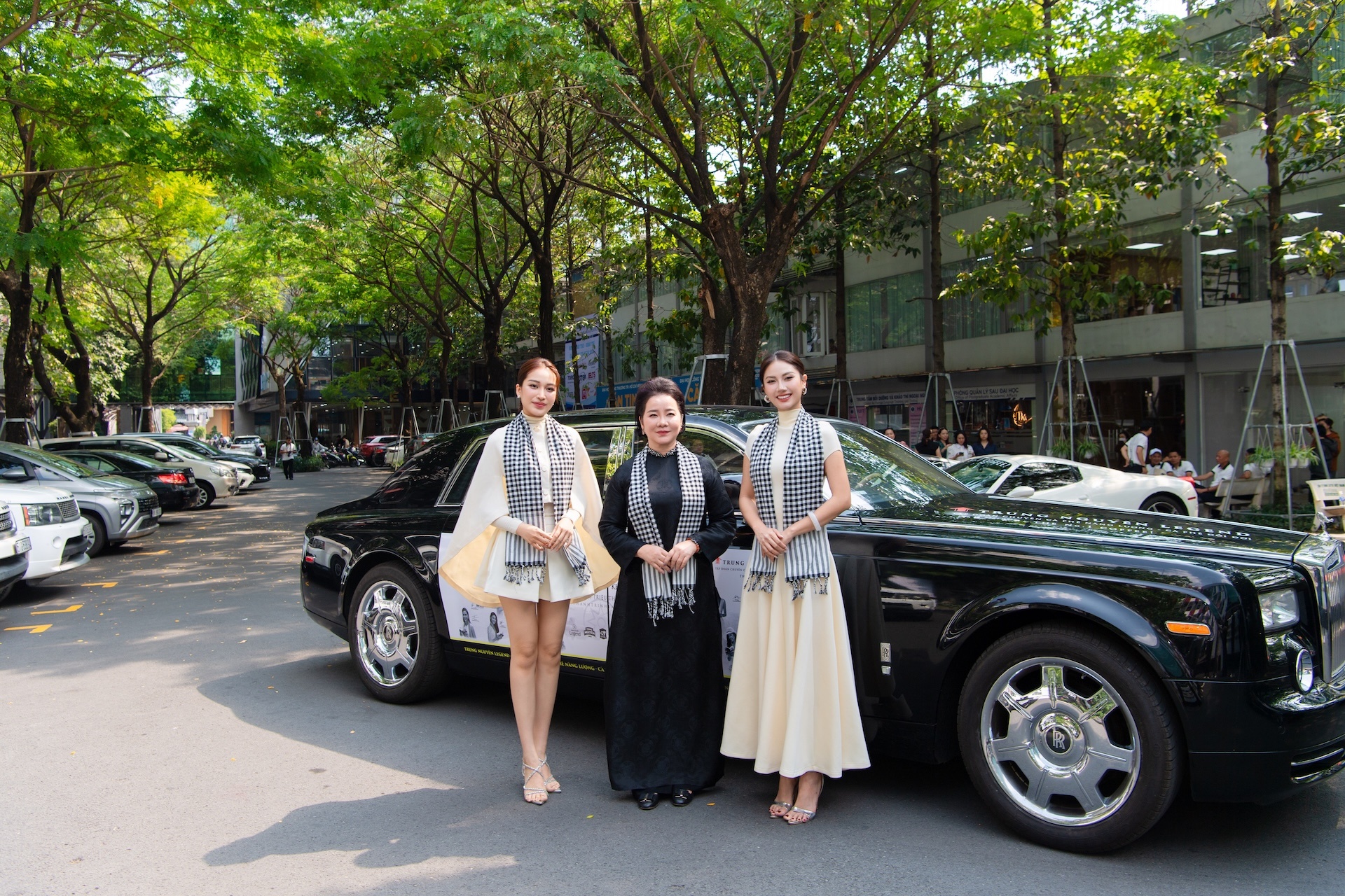 hanh trinh,  Tu Trai Tim anh 5