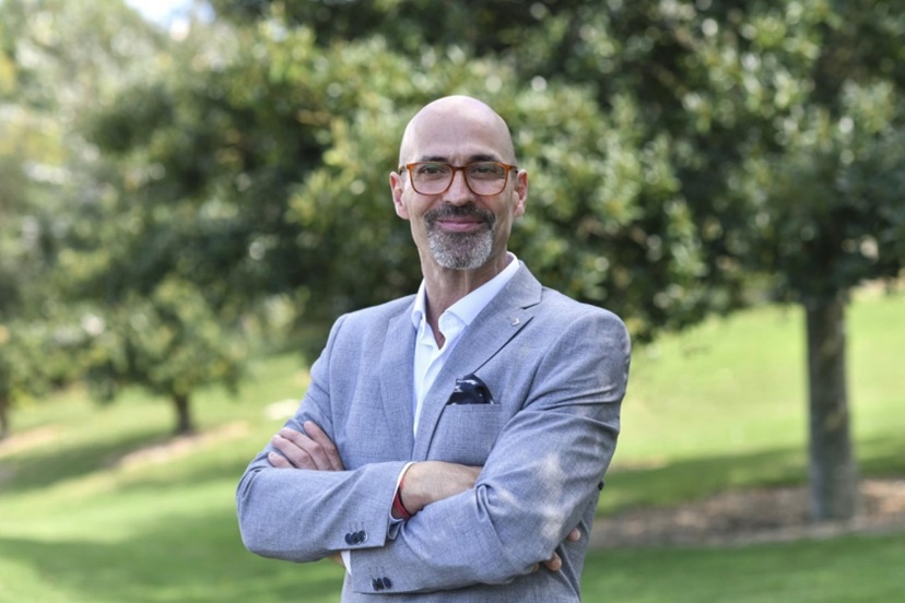 Vantage ra mat tai khoan Premium Unlimited, mo rong co che don bay hinh anh