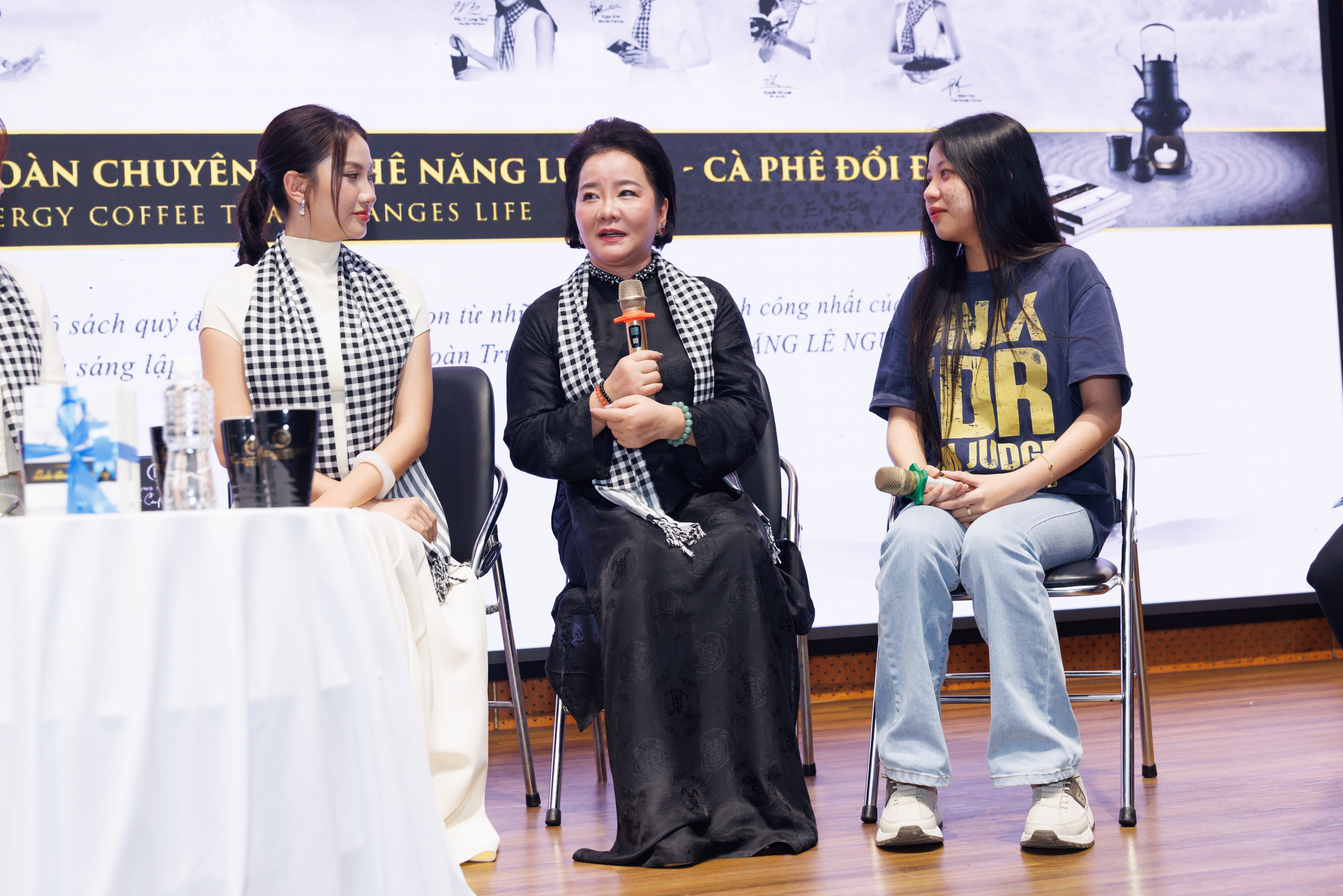 Trung Nguyen Legend anh 11