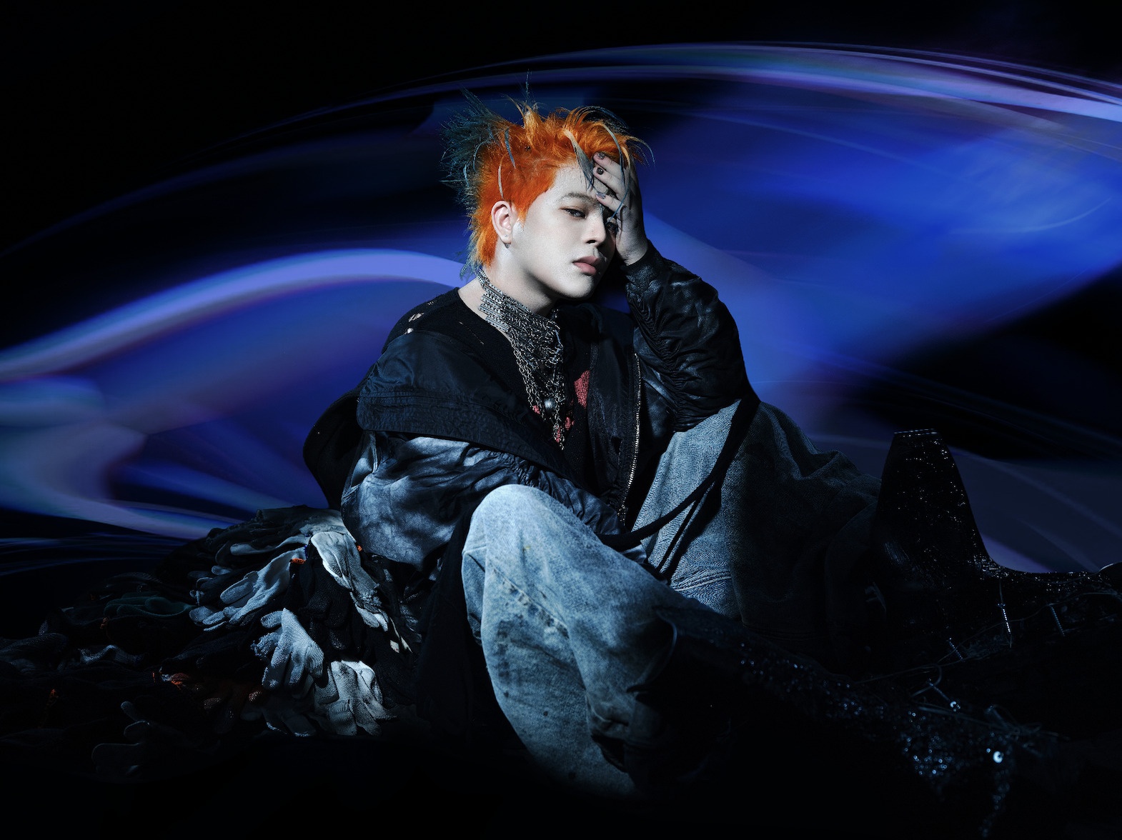 RHYDER 'nhot minh' trong studio lam moi 100% truoc them LUMINARHY hinh anh