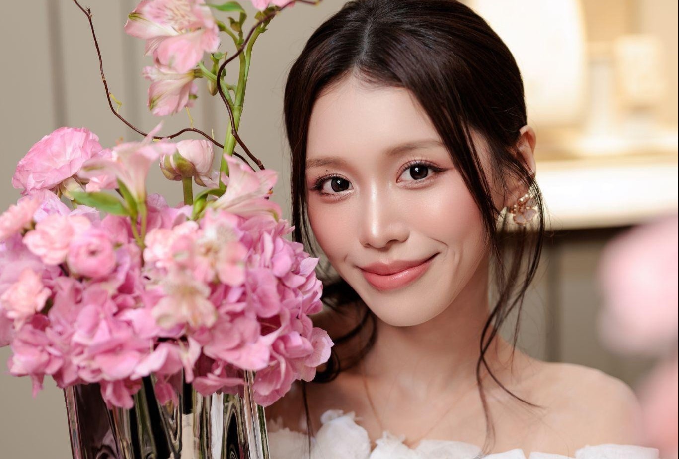 Han Sara, Lamoon, Ly Thanh Co tan huong ‘Day of Happiness’ tai Chopard hinh anh