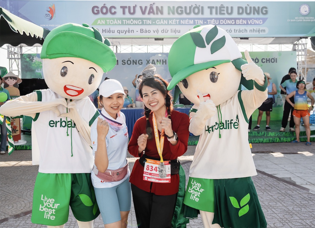 Herbalife dong hanh Le phat dong Ngay quyen cua nguoi tieu dung VN hinh anh