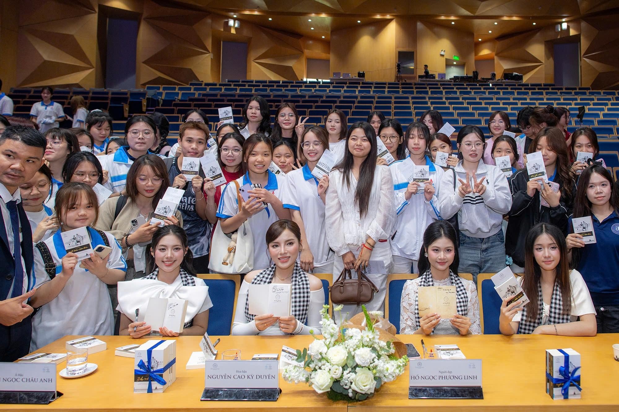 Hanh trinh Tu Trai Tim lan toa khat vong kien quoc tai Thu do Ha Noi hinh anh